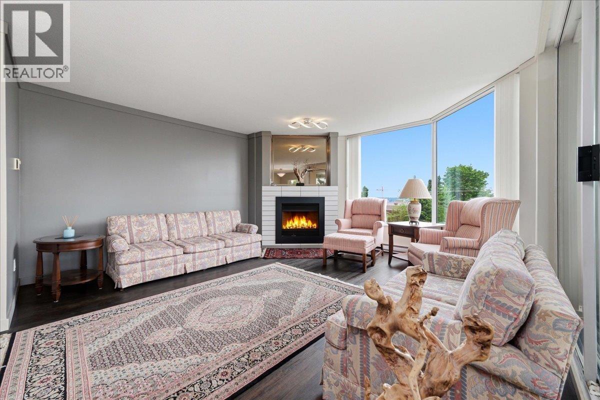 102 123 E Keith Road Property Photo 6