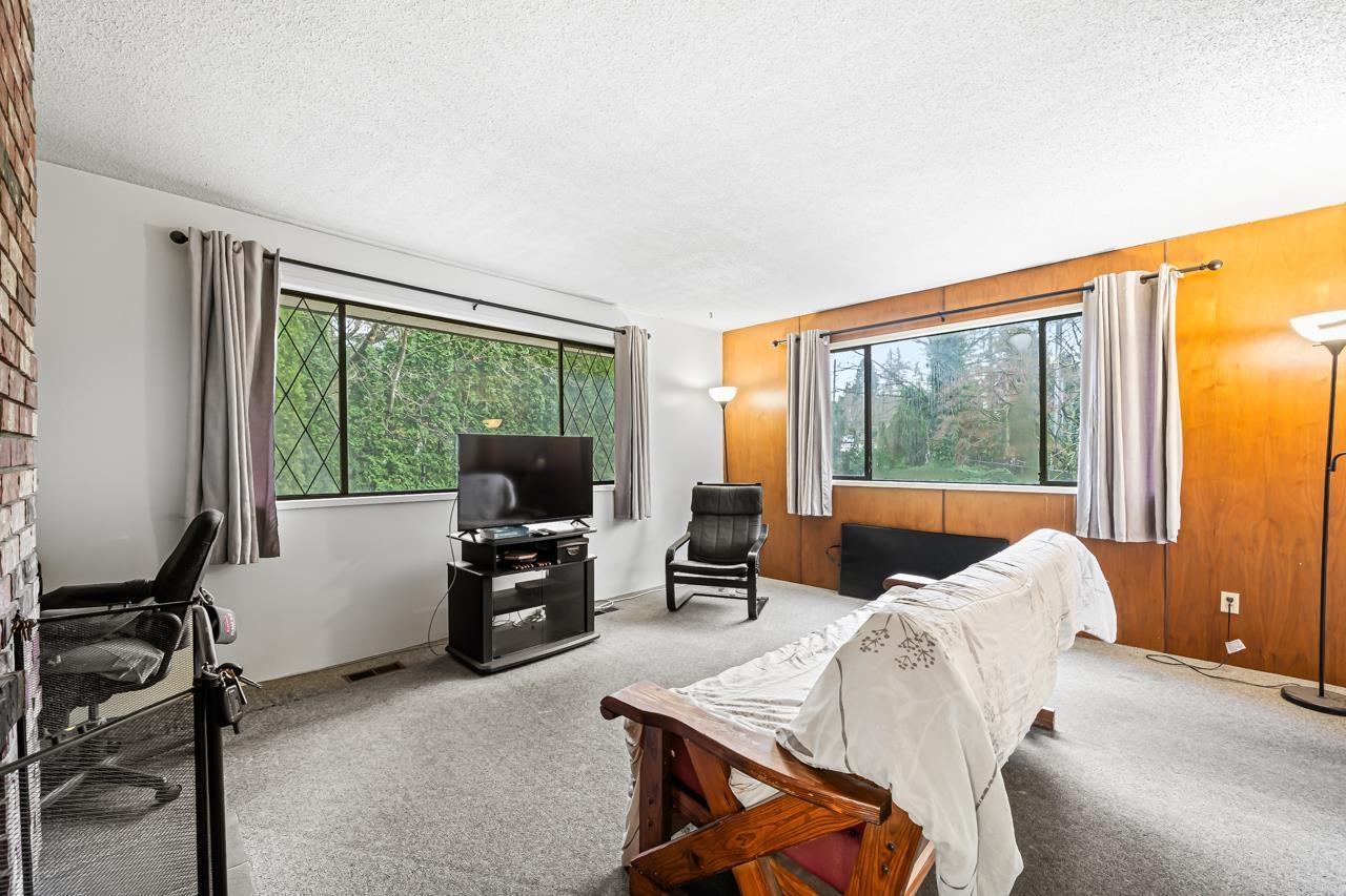 2751 153a Street Property Photo 5