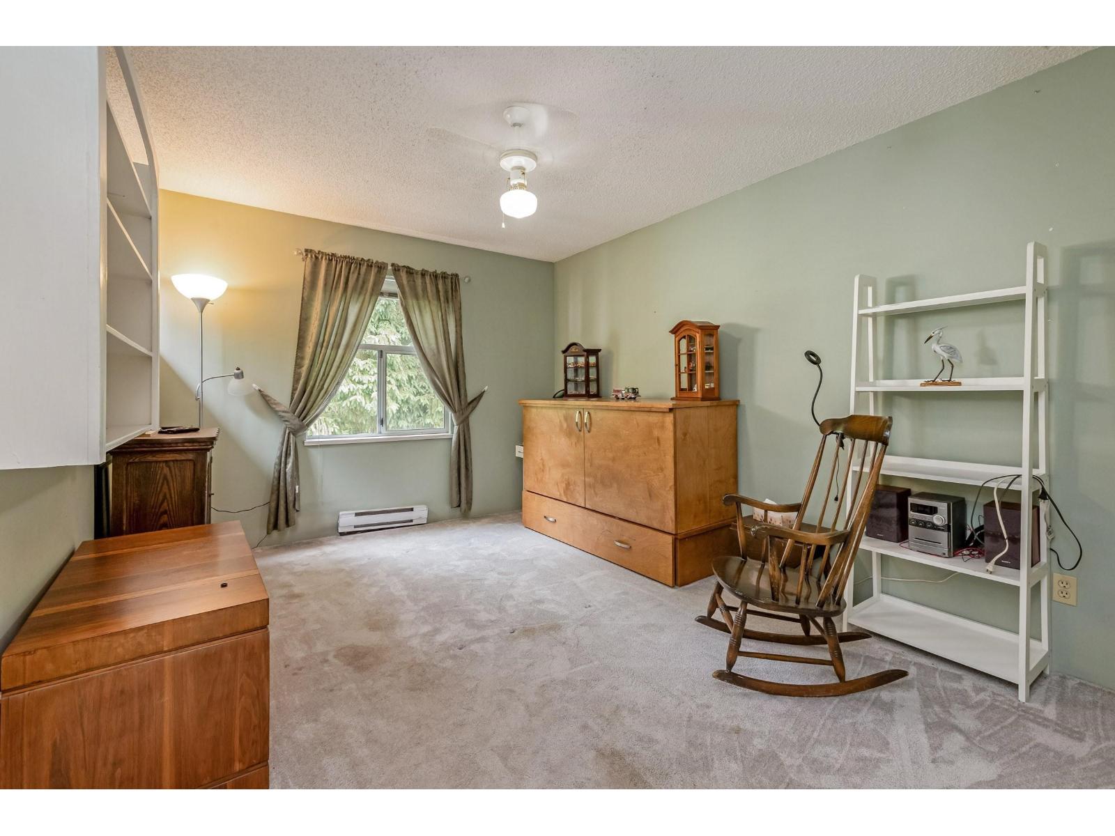 54 6537 138 Street Property Photo 18