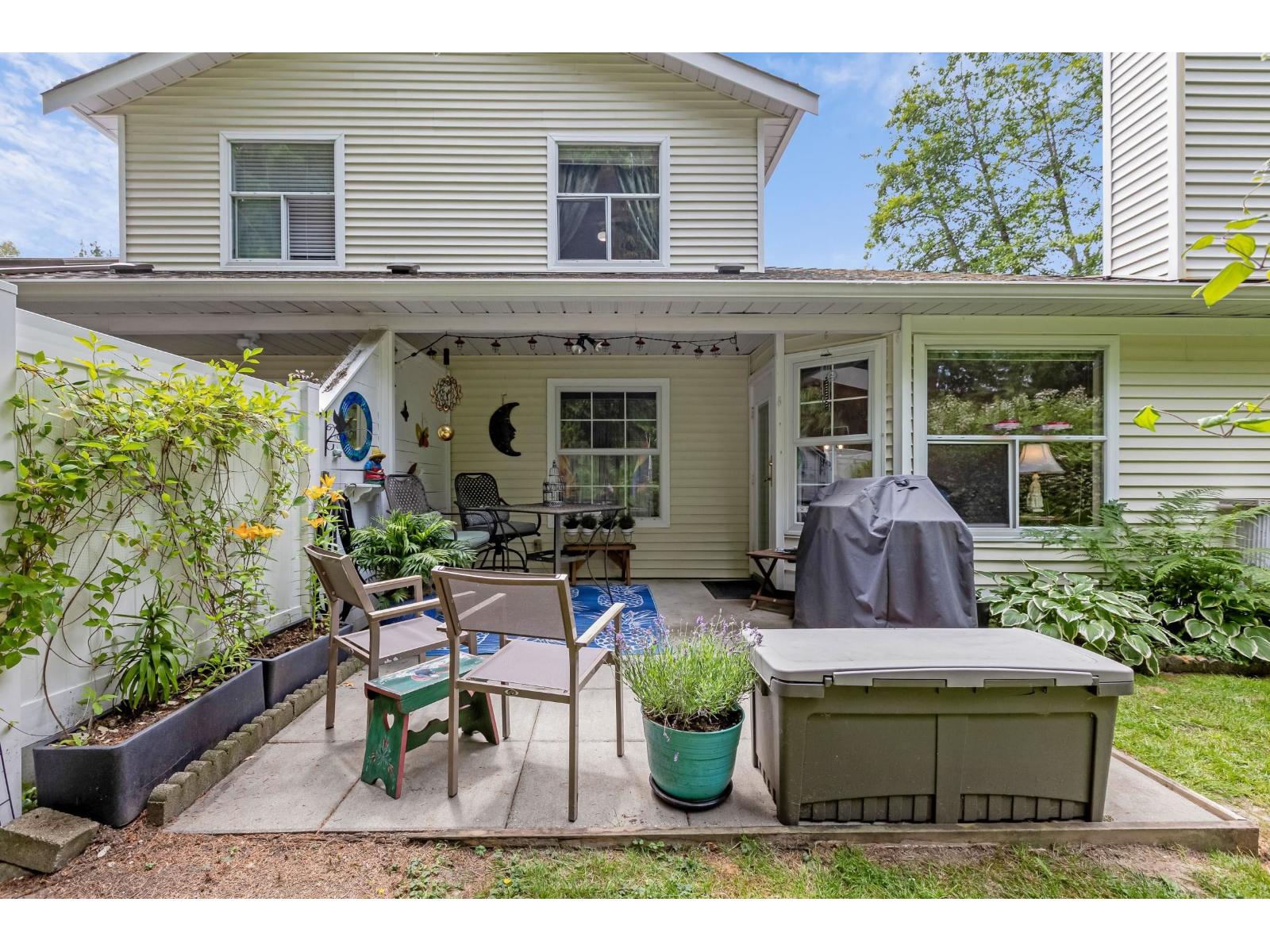 54 6537 138 Street Property Photo 24