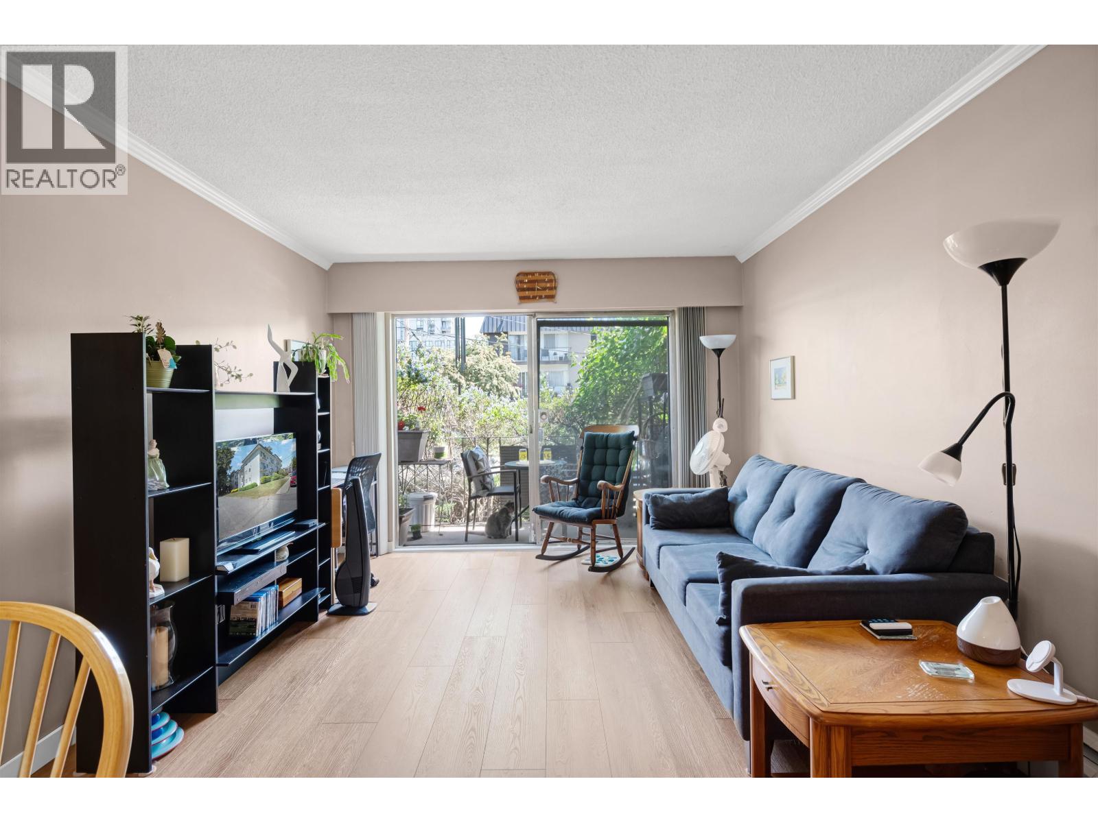 101 611 Blackford Street Property Photo 3