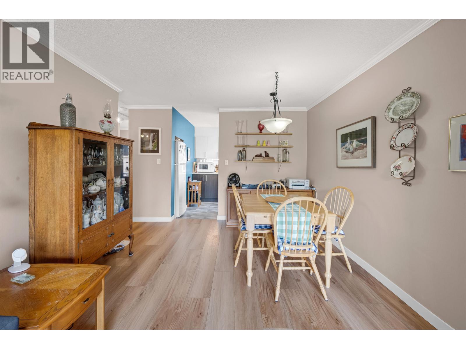 101 611 Blackford Street Property Photo 4