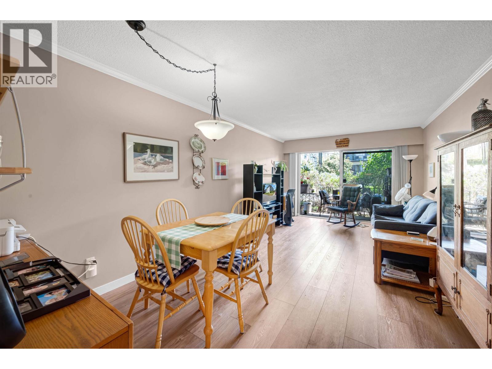 101 611 Blackford Street Property Photo 8