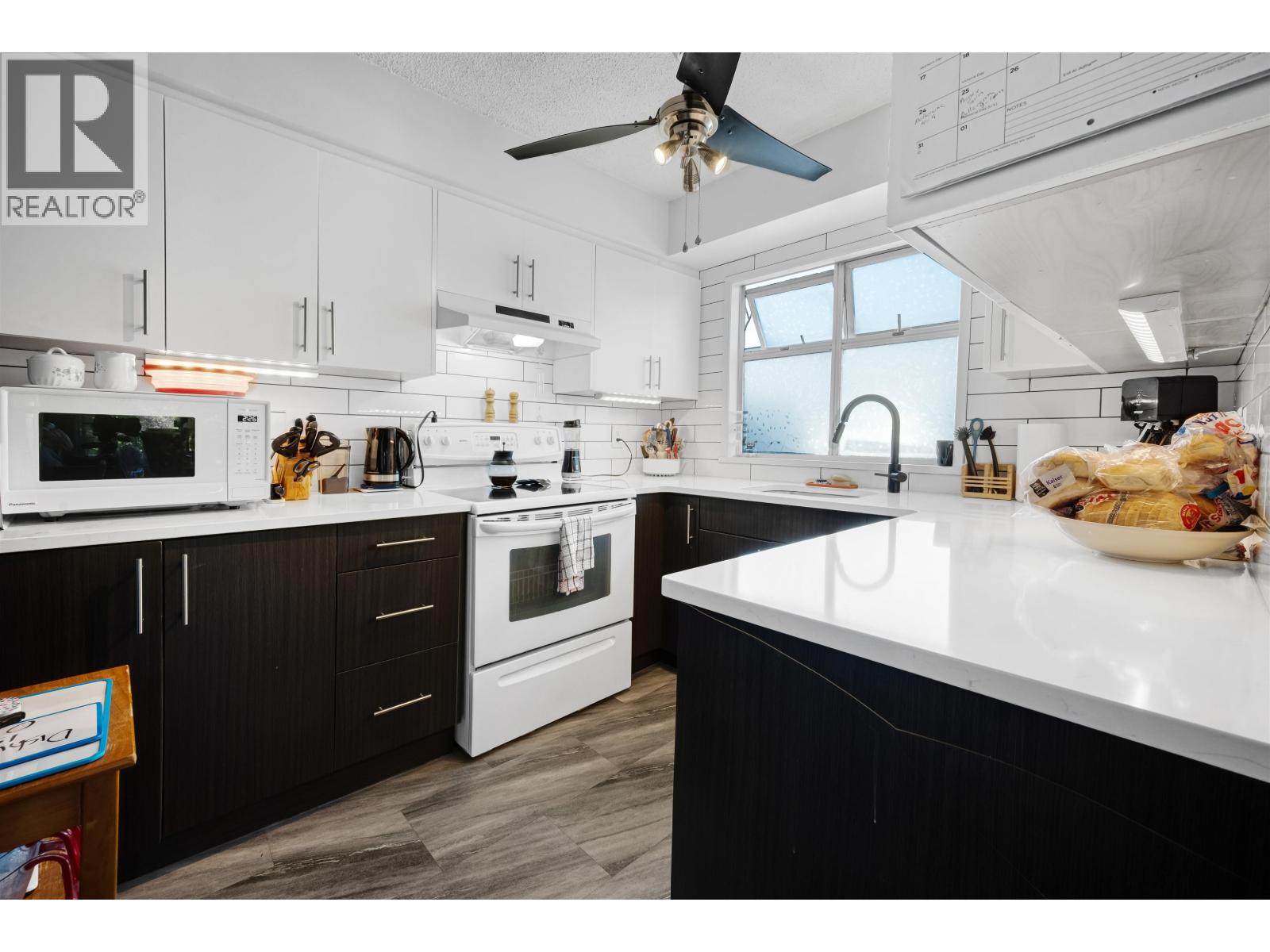 101 611 Blackford Street Property Photo 11