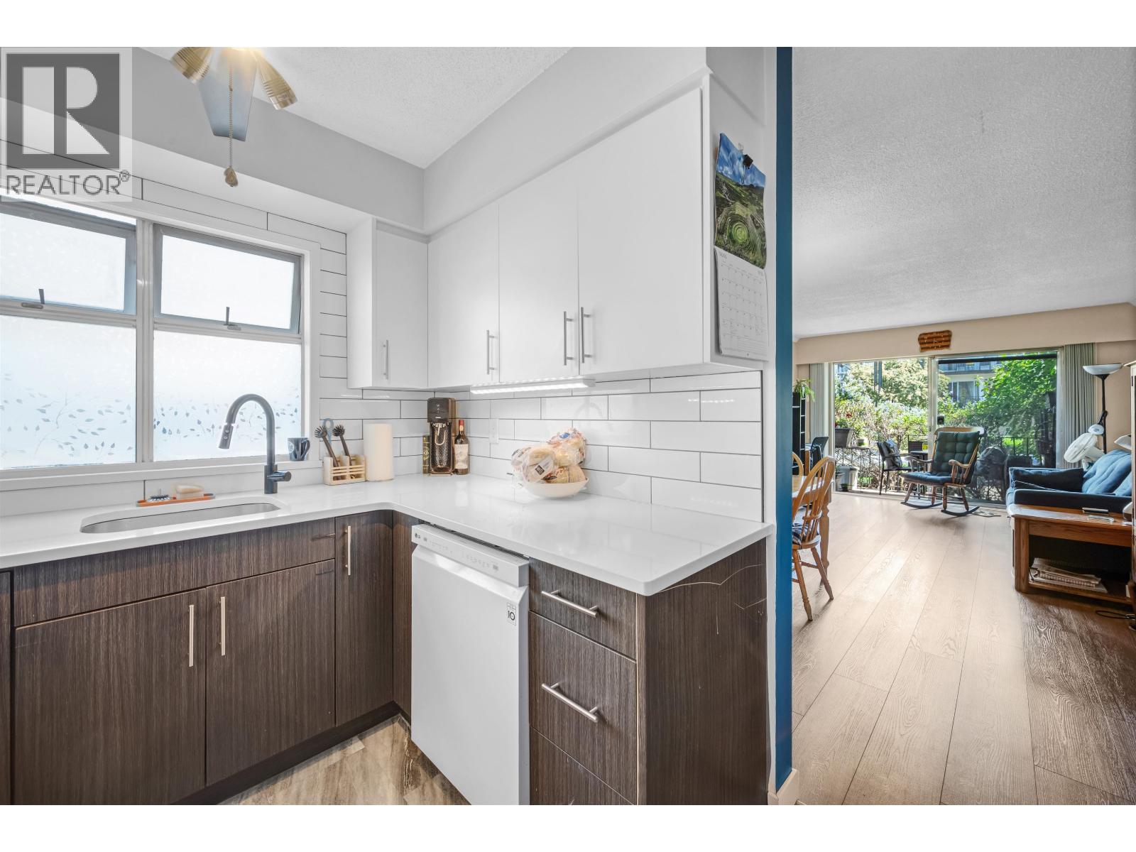 101 611 Blackford Street Property Photo 13