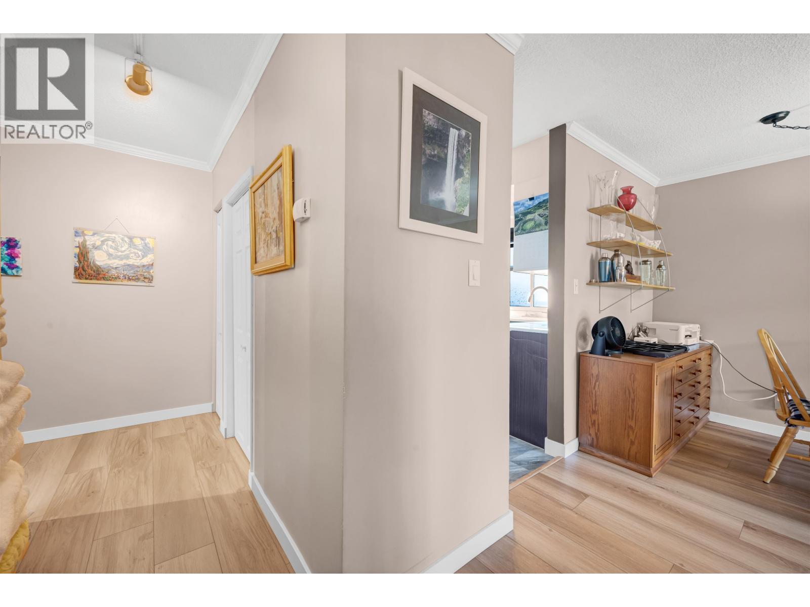 101 611 Blackford Street Property Photo 20