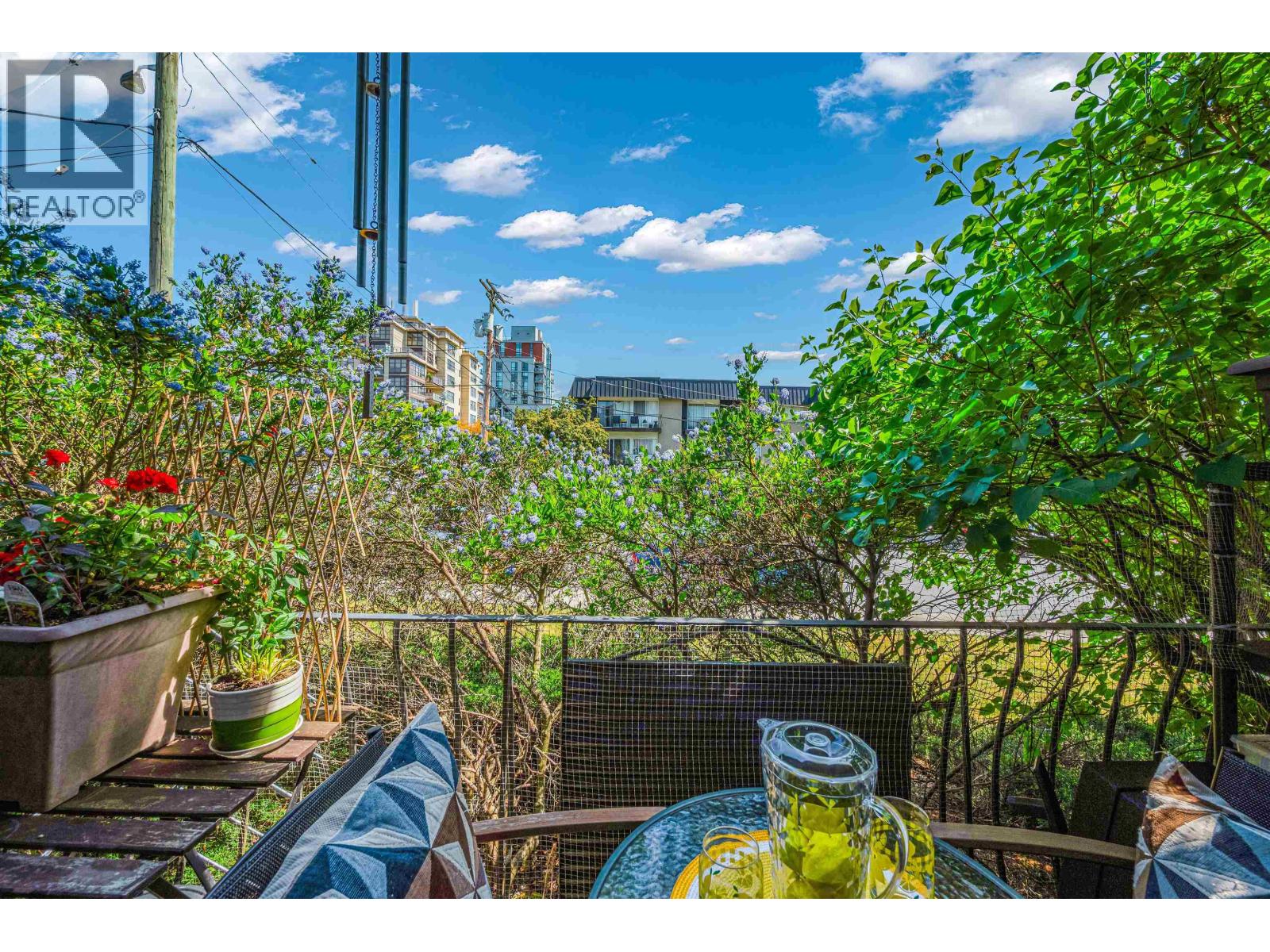 101 611 Blackford Street Property Photo 22