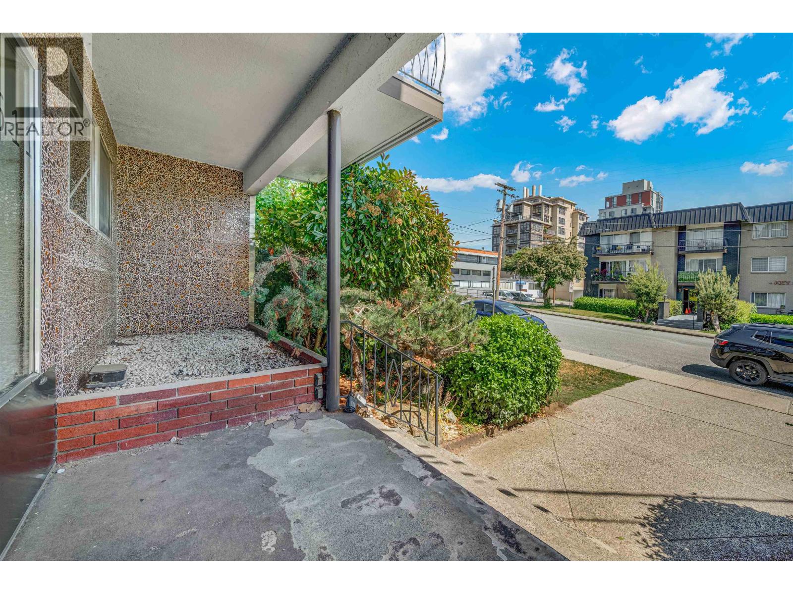 101 611 Blackford Street Property Photo 24