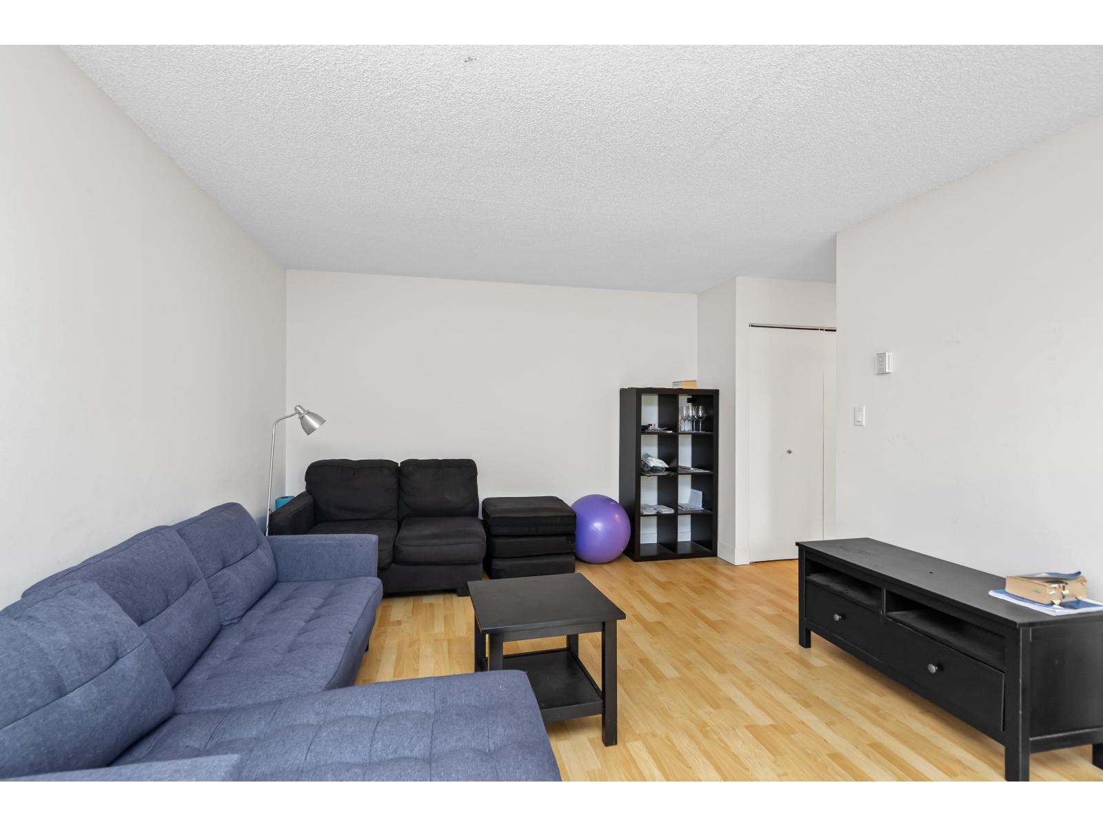 347 1909 Salton Road Property Photo 7