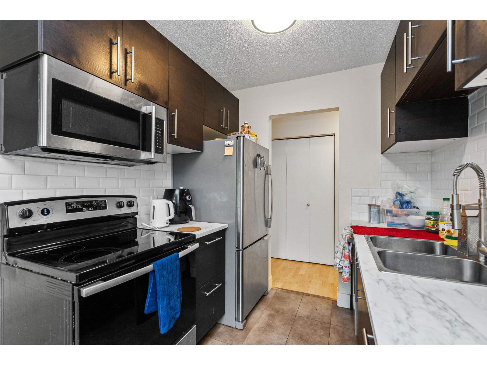347 1909 Salton Road Property Photo 12