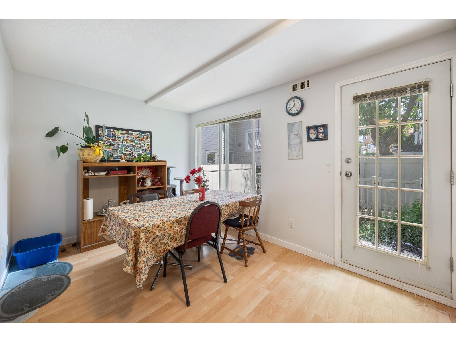 22 15355 26 Avenue Property Photo 9