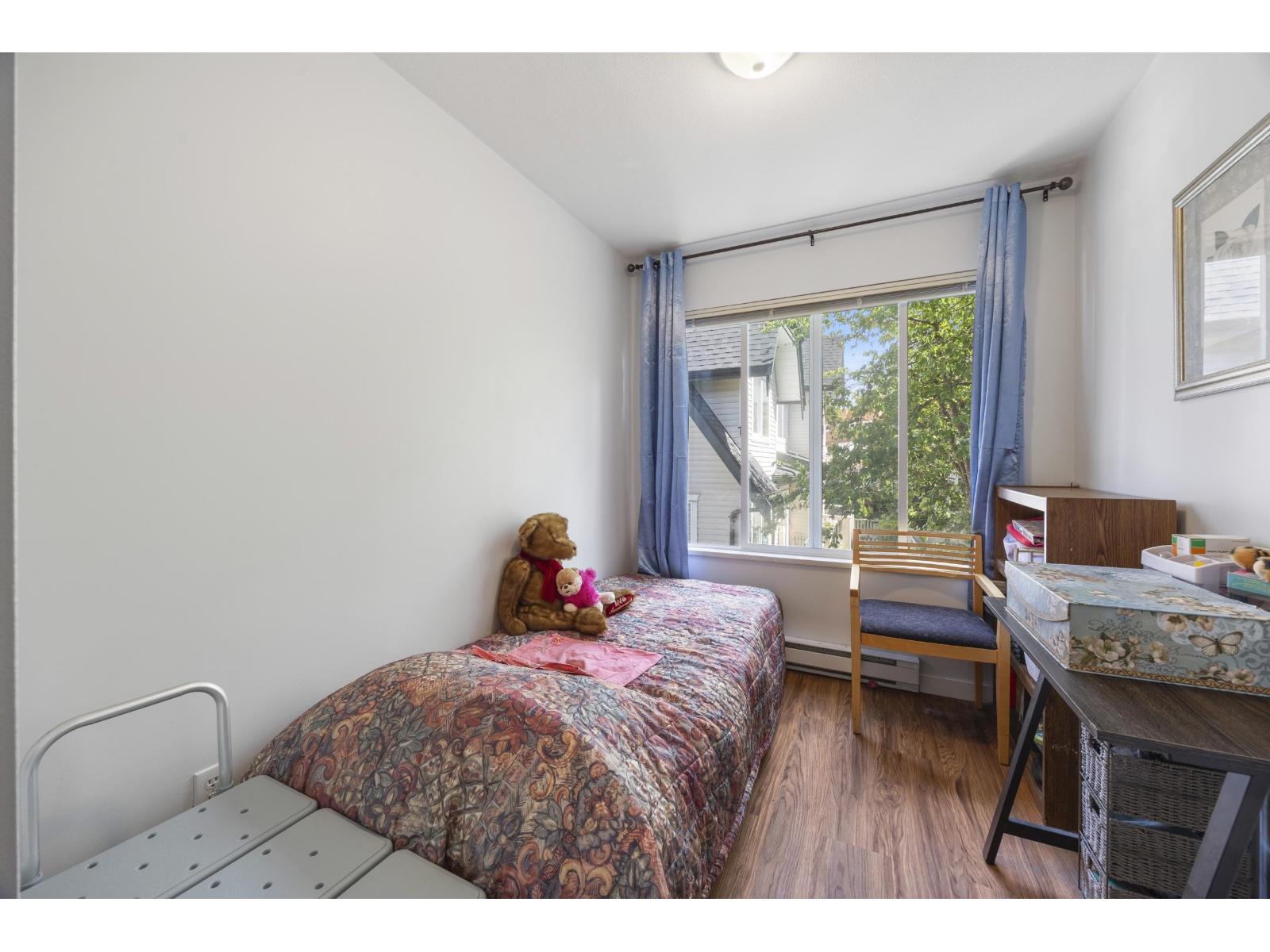 22 15355 26 Avenue Property Photo 19