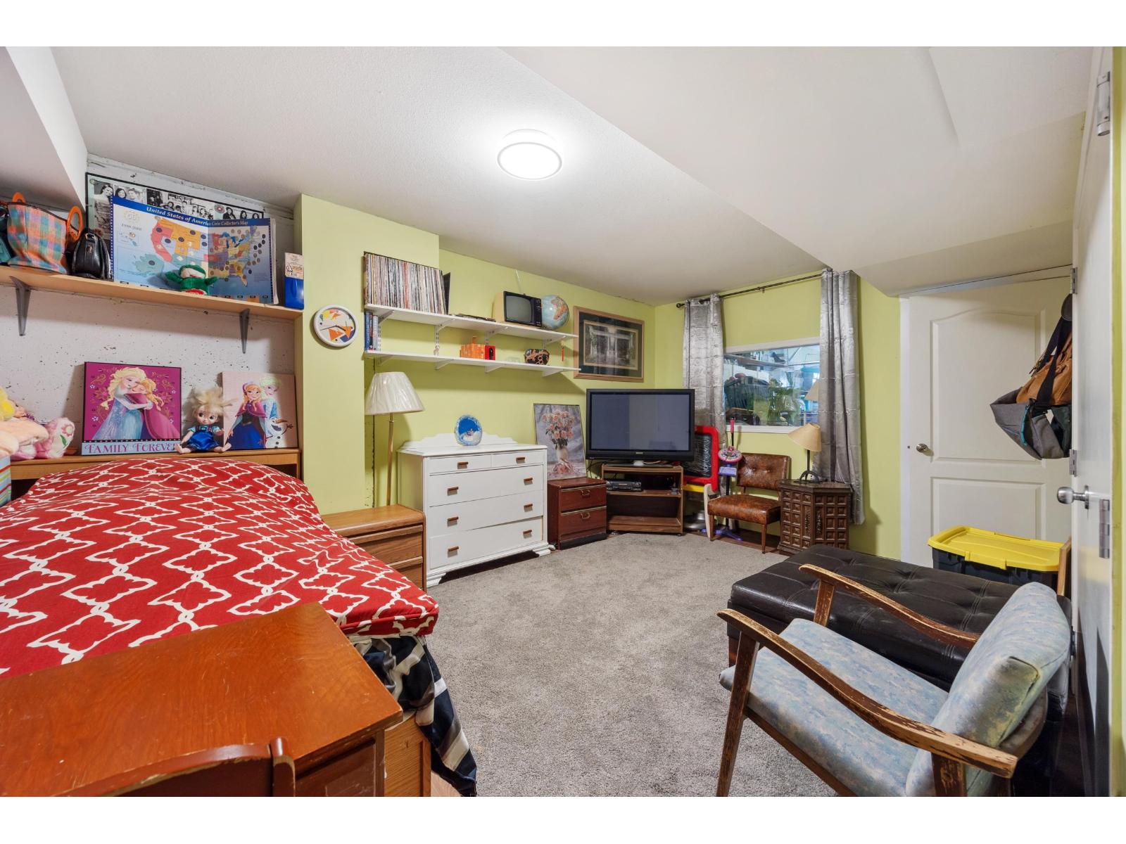 22 15355 26 Avenue Property Photo 25