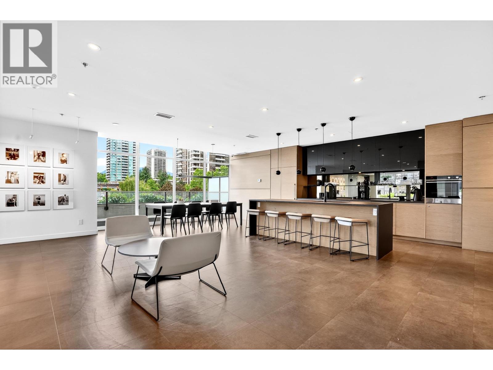 3408 2181 Madison Avenue Property Photo 21