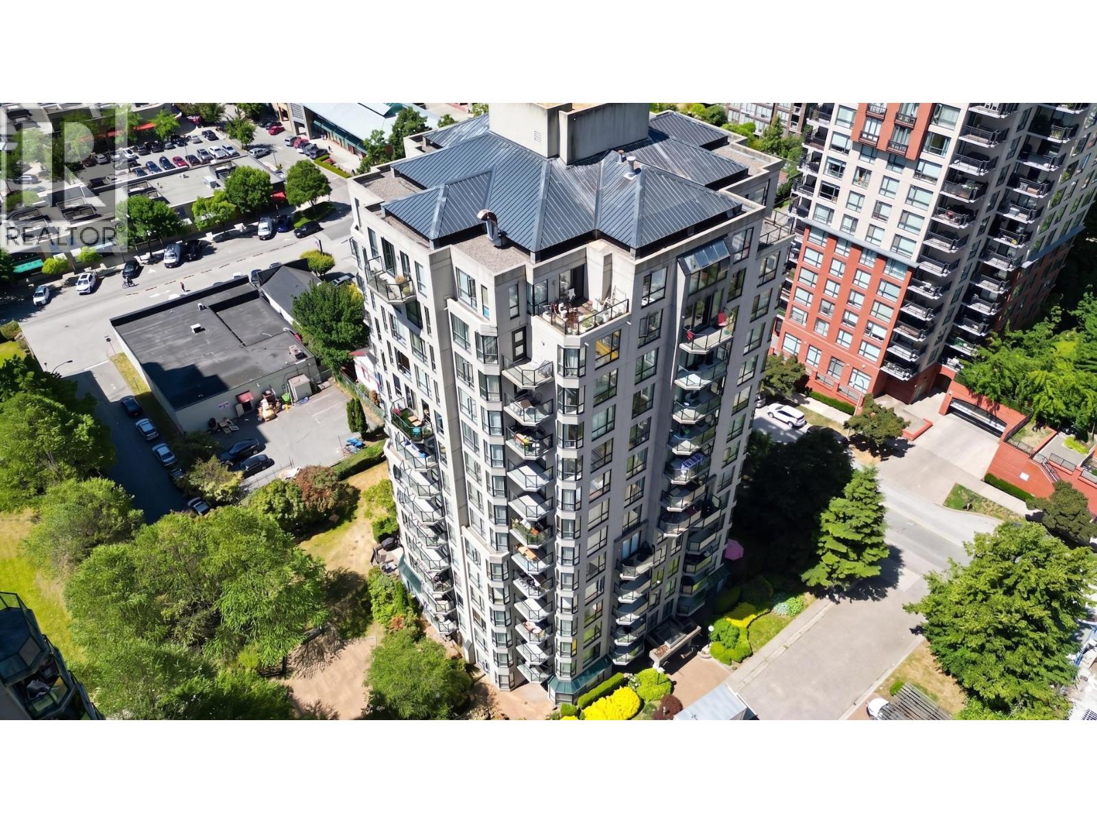 1405 838 AGNES STREET Property Photo 1
