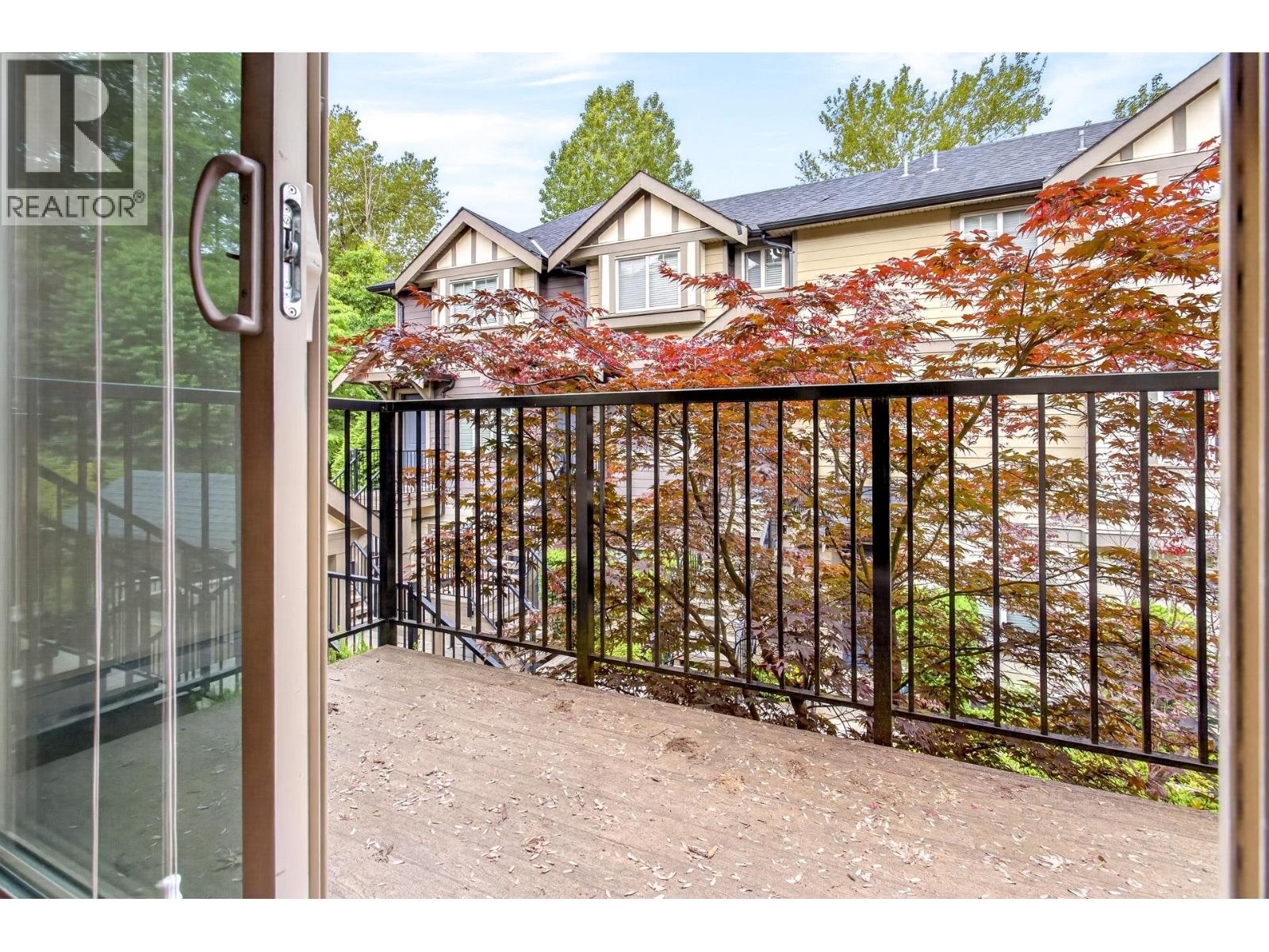 12 4033 Dominion Street Property Photo 9