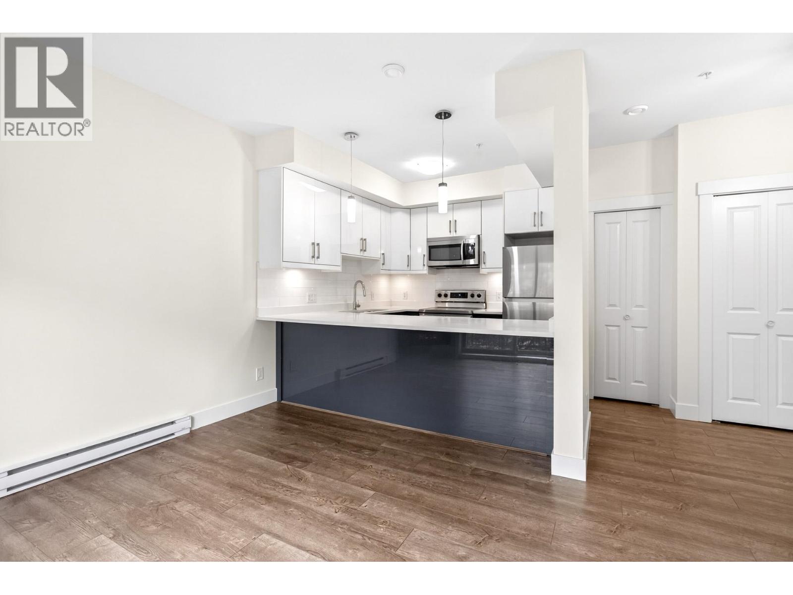 12 4033 Dominion Street Property Photo 10