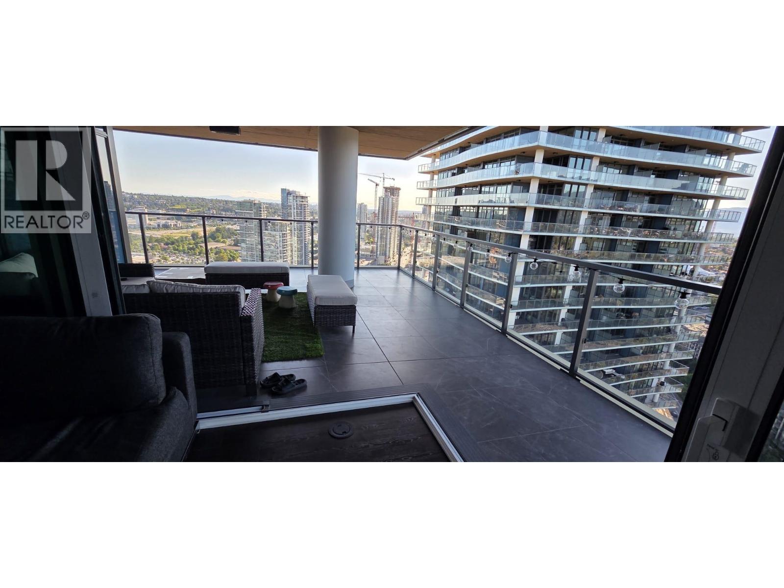 3004 4890 Lougheed Highway Property Photo 9