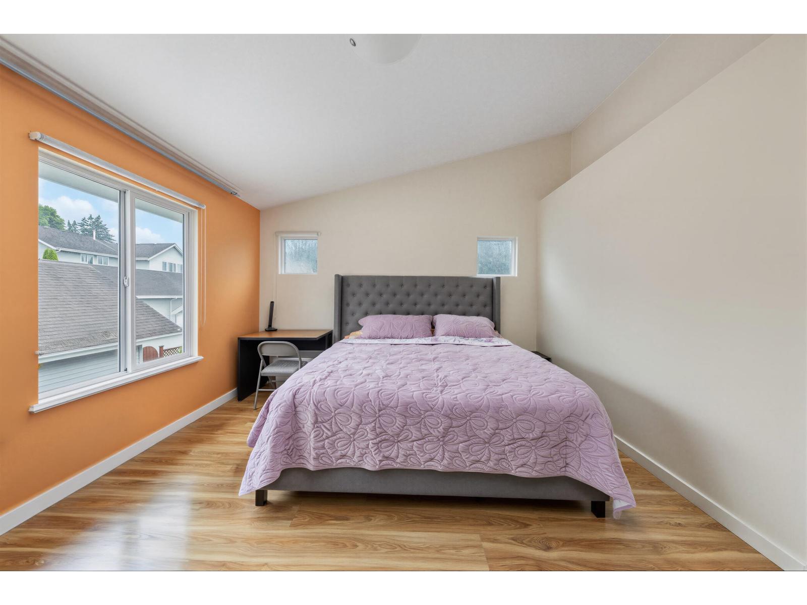 15186 61a Avenue Property Photo 21