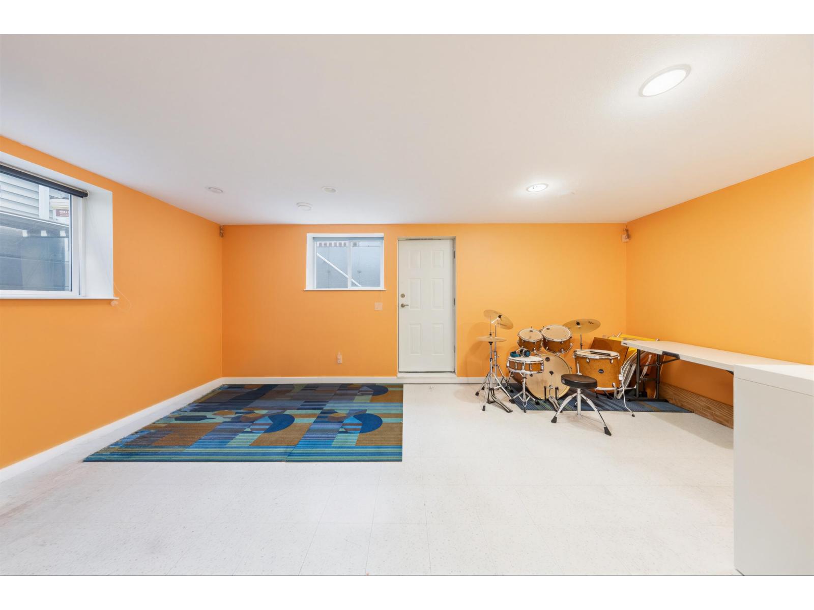 15186 61a Avenue Property Photo 33