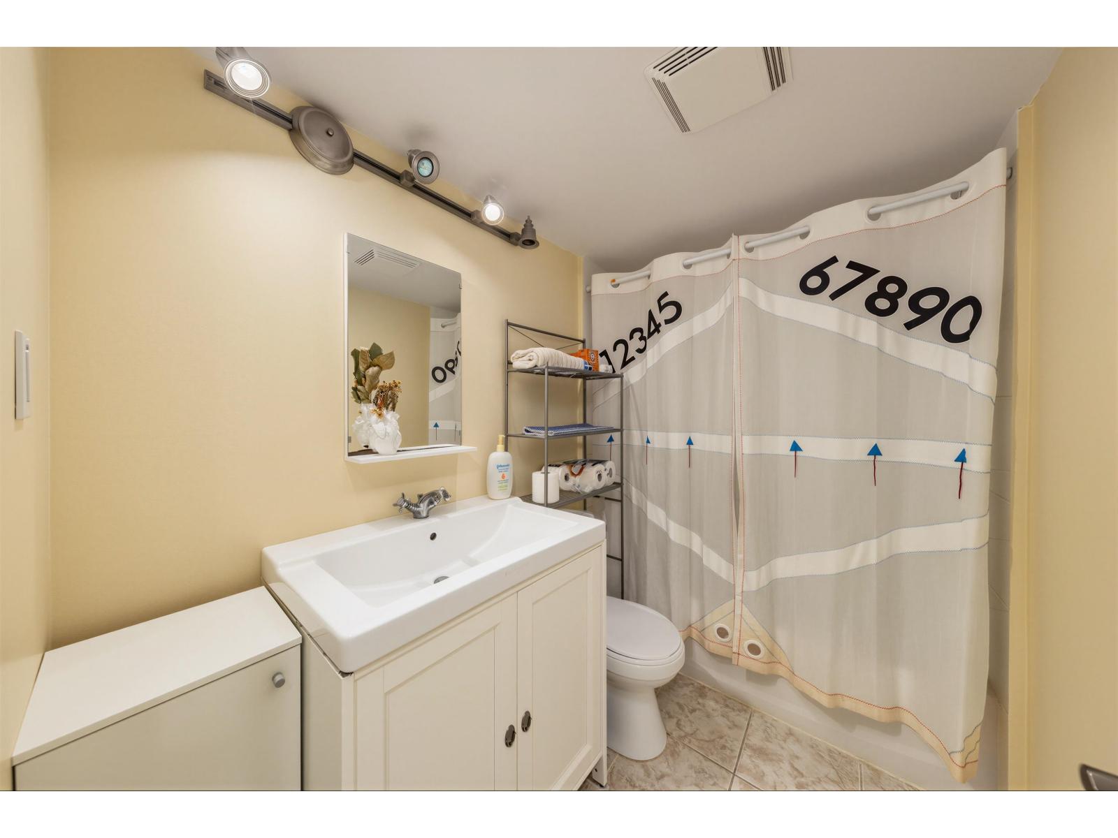 15186 61a Avenue Property Photo 34