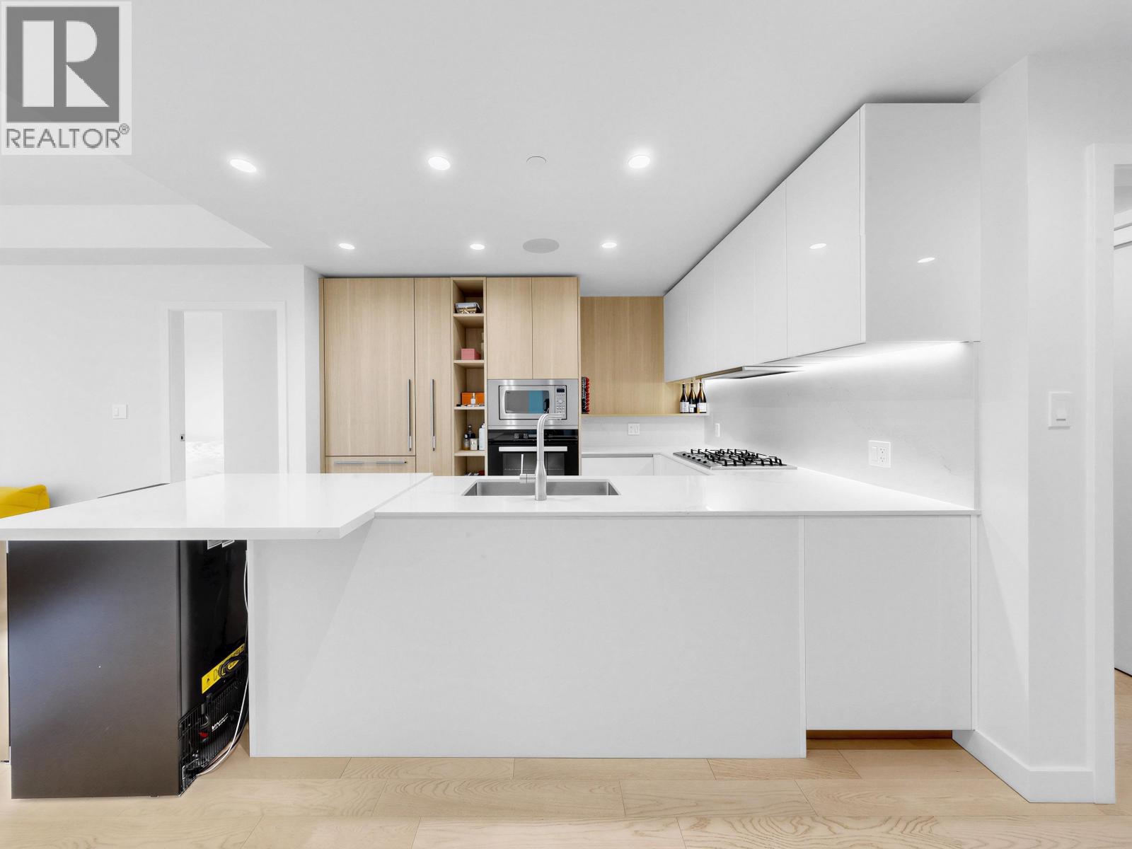 409 6833 Pearson Way Property Photo 5