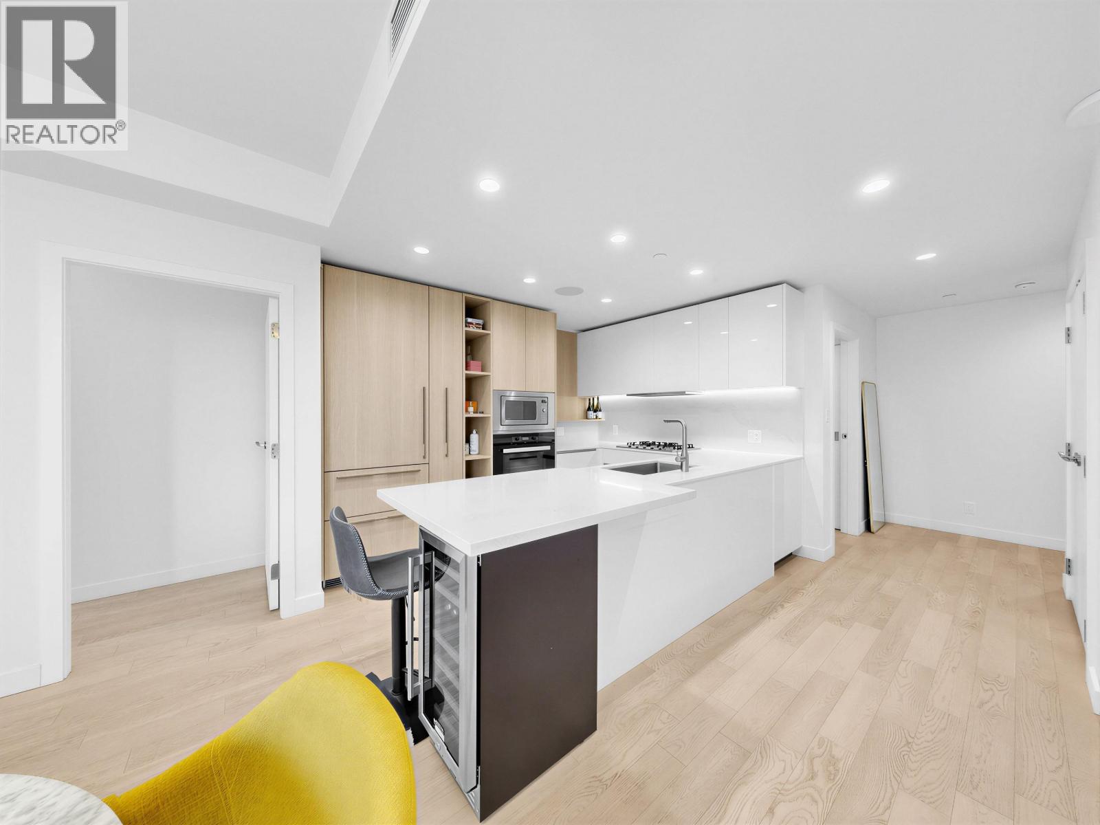 409 6833 Pearson Way Property Photo 6