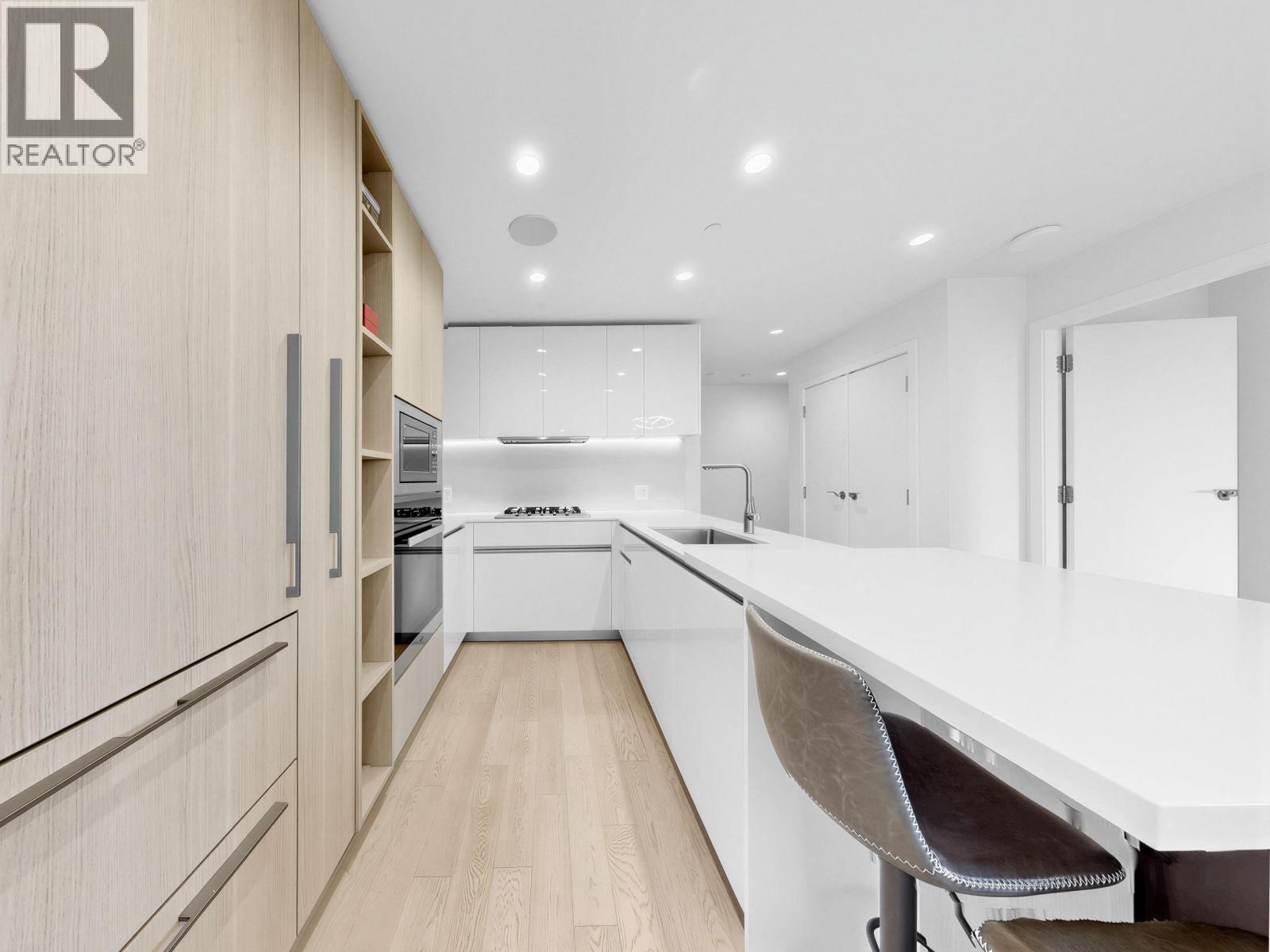 409 6833 Pearson Way Property Photo 8