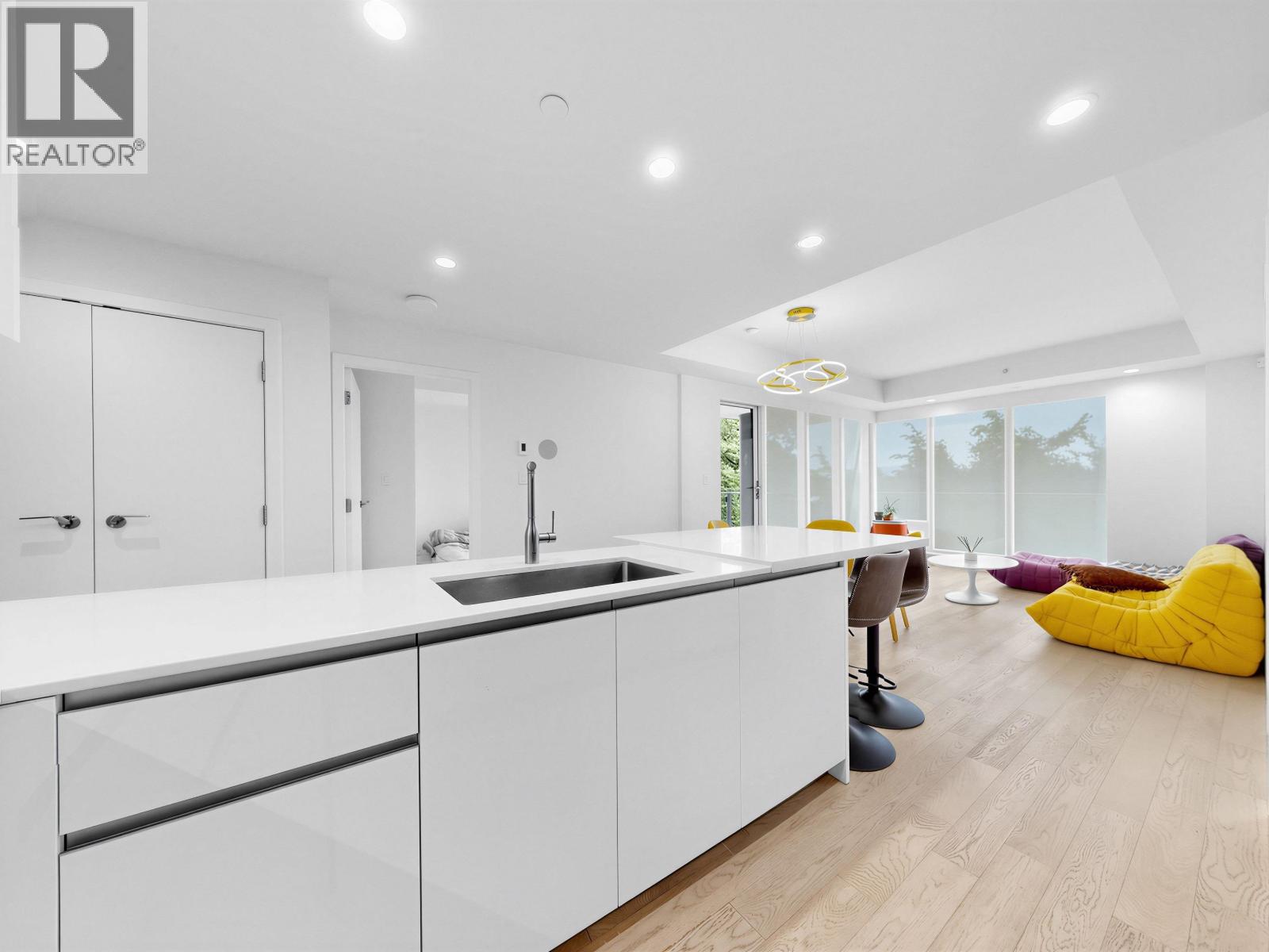 409 6833 Pearson Way Property Photo 9