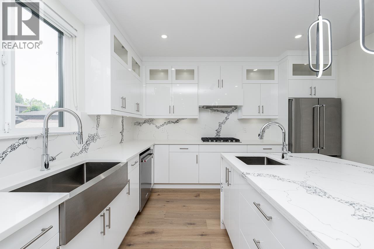7419 1st Street Property Photo 13