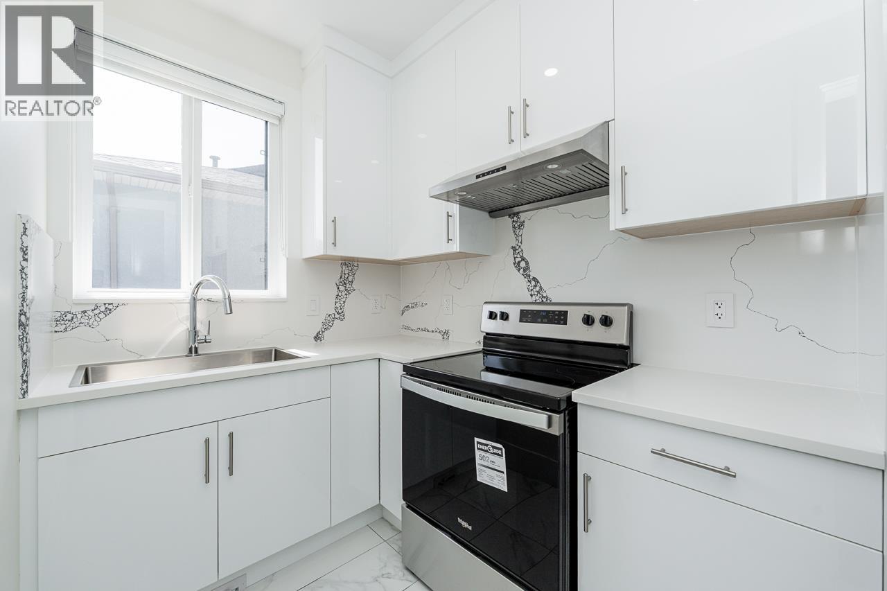 7419 1st Street Property Photo 15