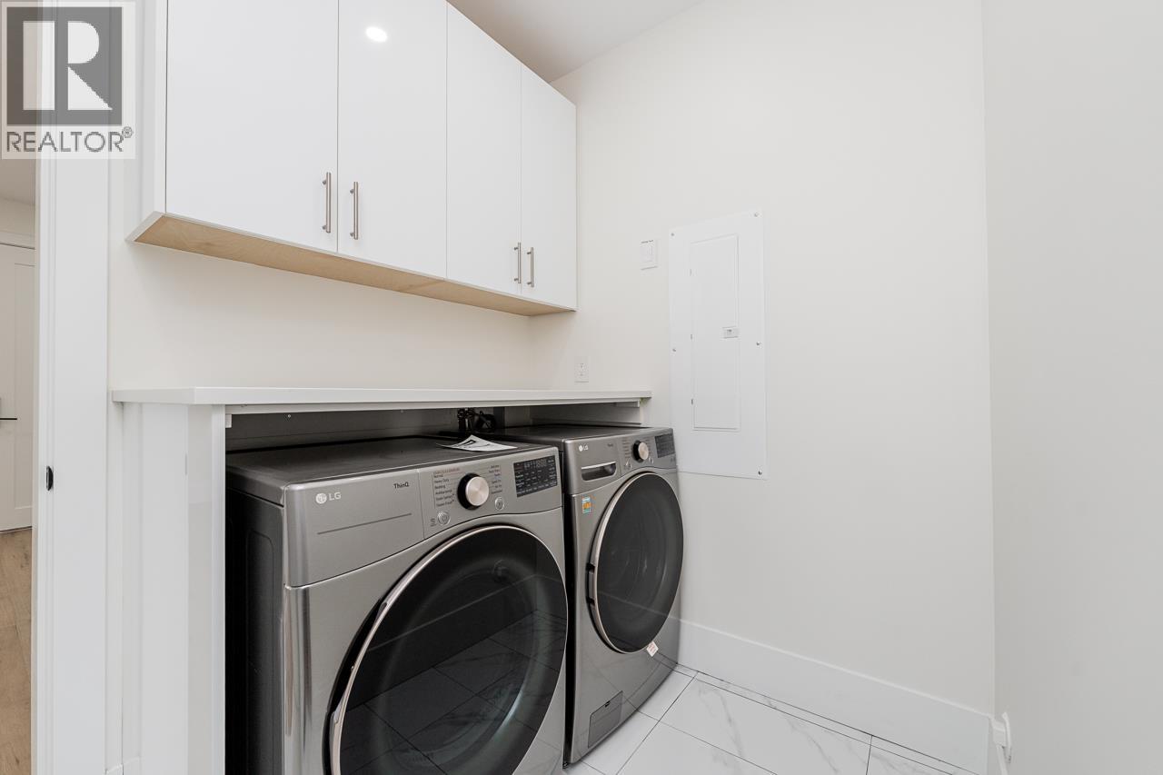 7419 1st Street Property Photo 16