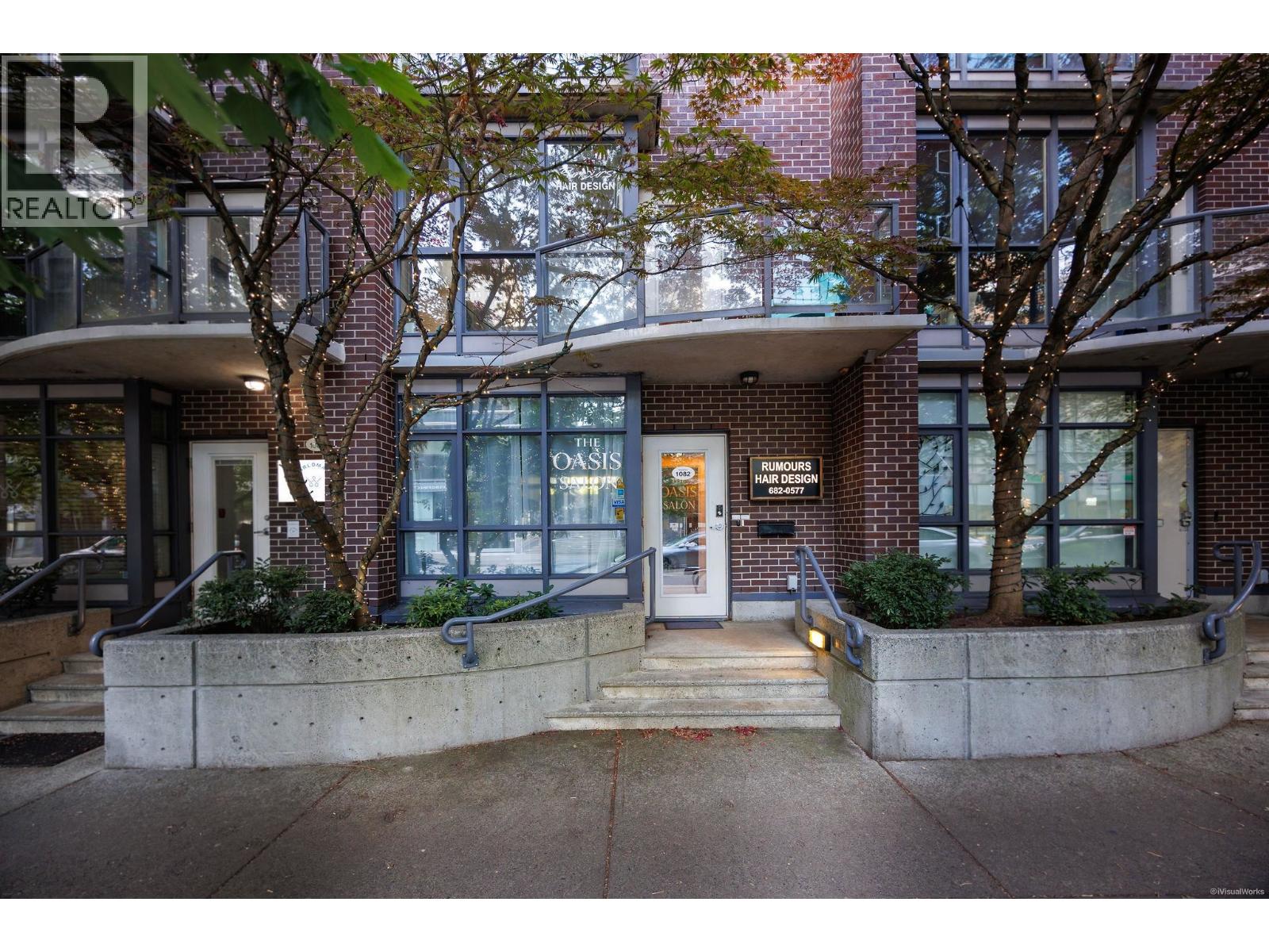 1082 Hornby Street Property Photo 1