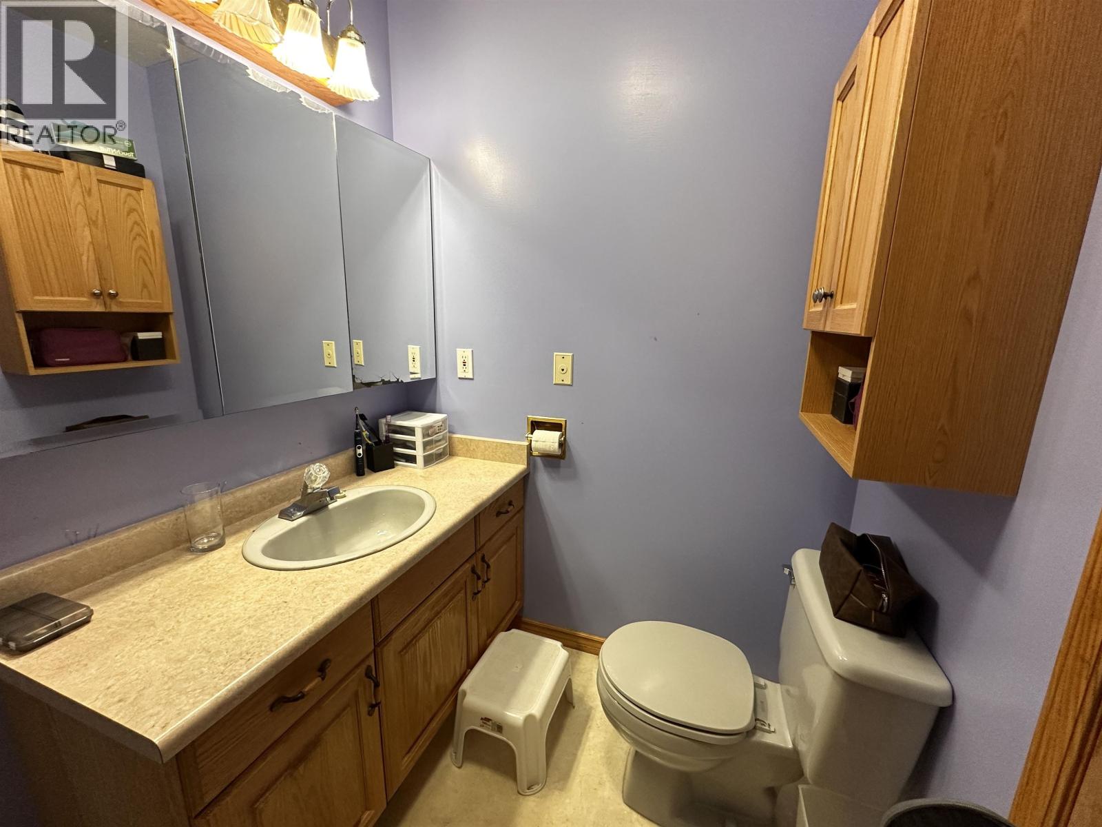 5512 Minnaker Crescent Property Photo 14