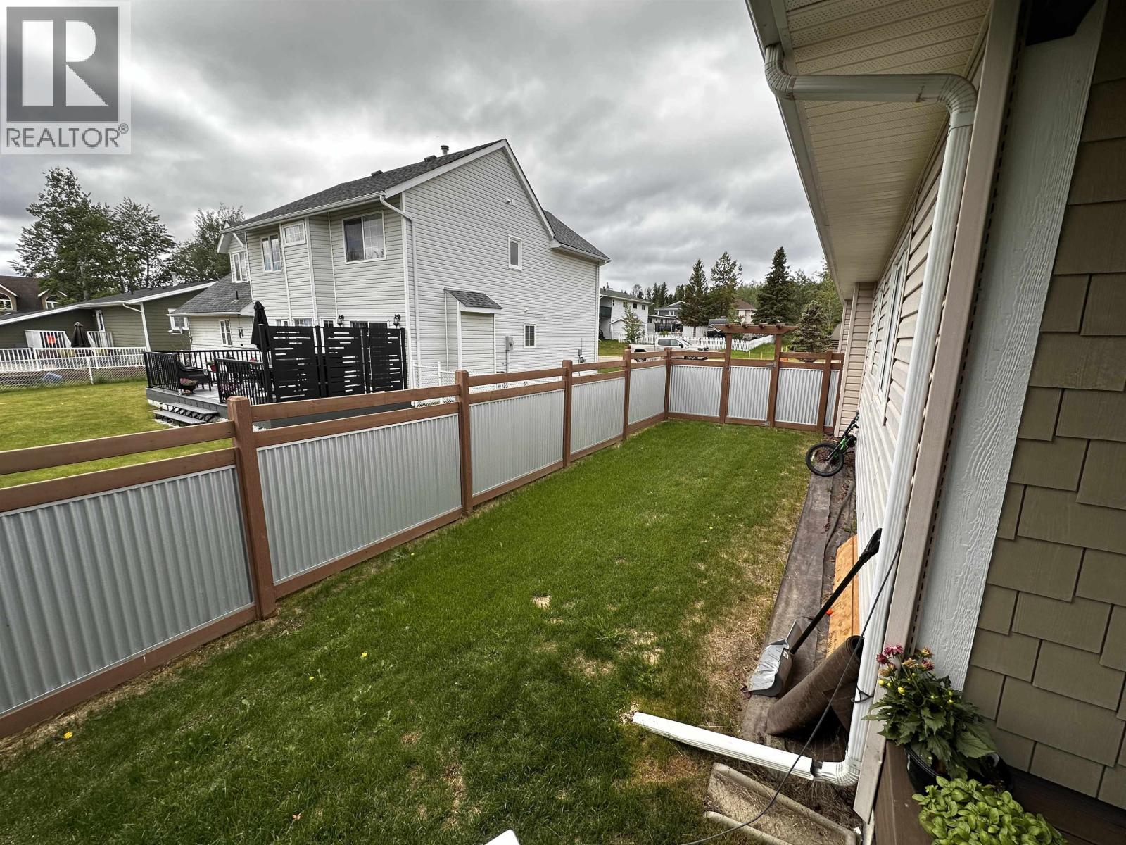 5512 Minnaker Crescent Property Photo 25