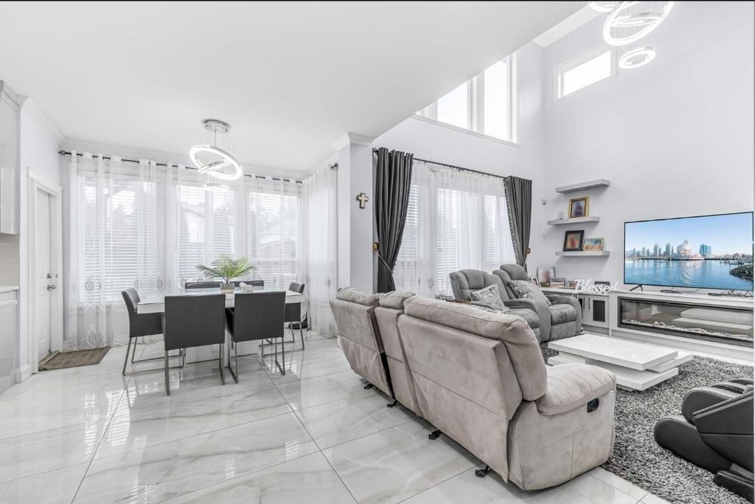 15039 69 Avenue Property Photo 5