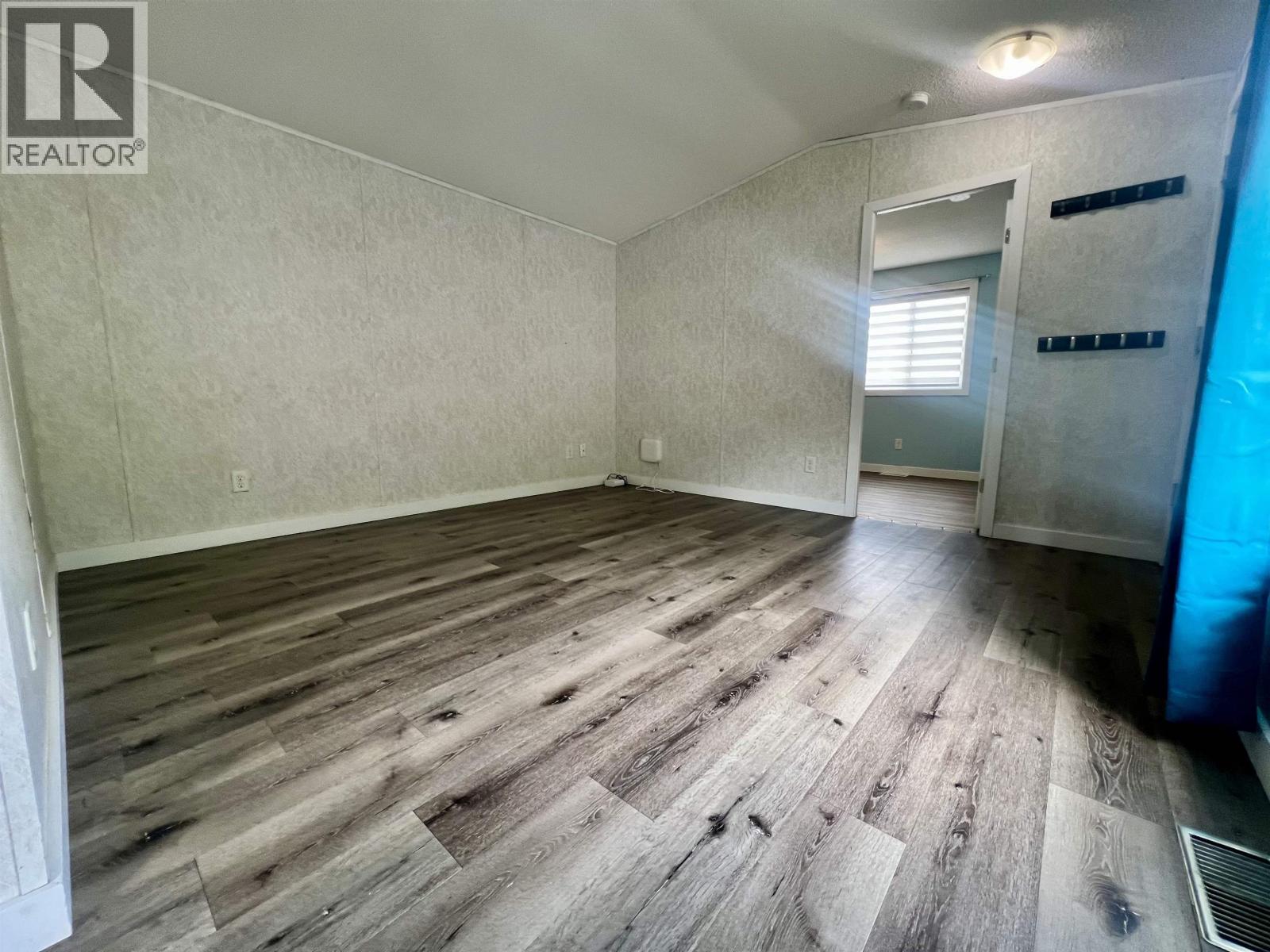 32 3614 Kalum Street Property Photo 5