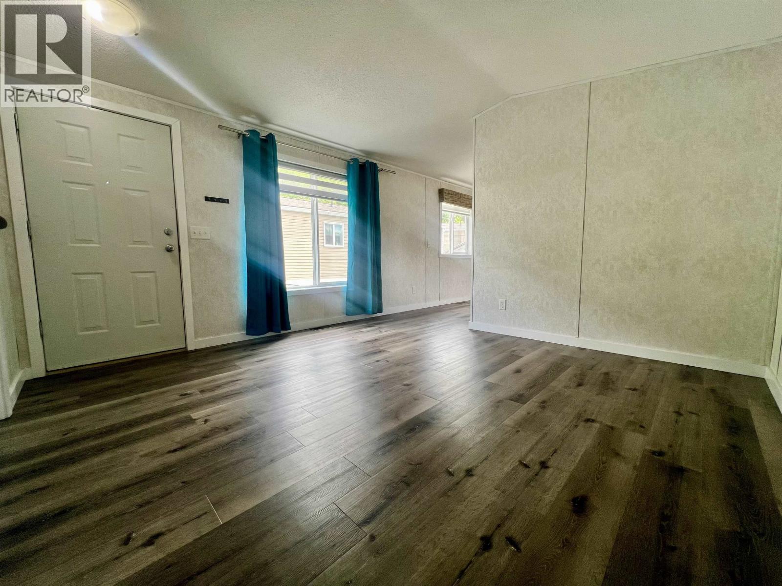 32 3614 Kalum Street Property Photo 6