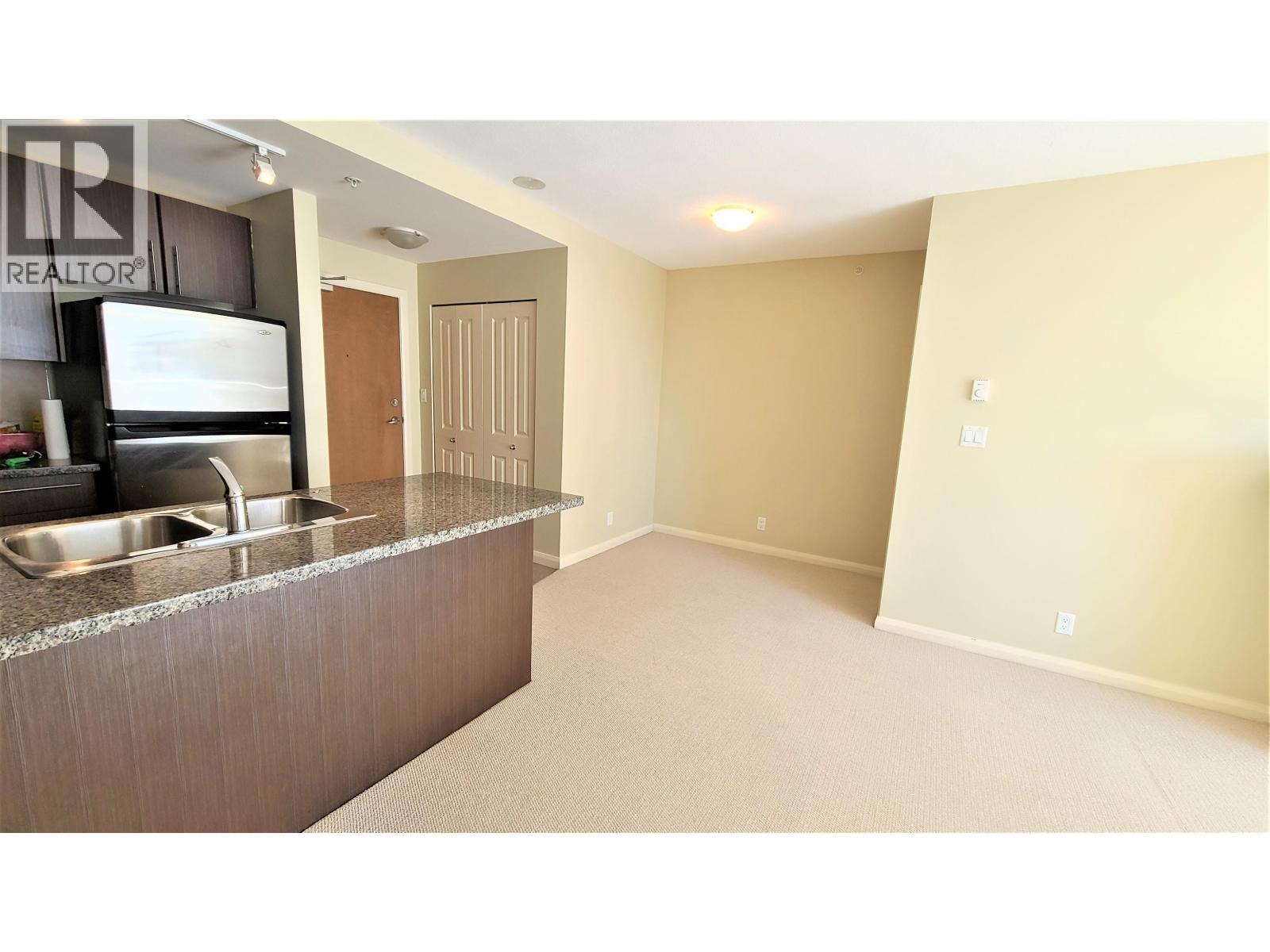 3309 892 Carnarvon Street Property Photo 6