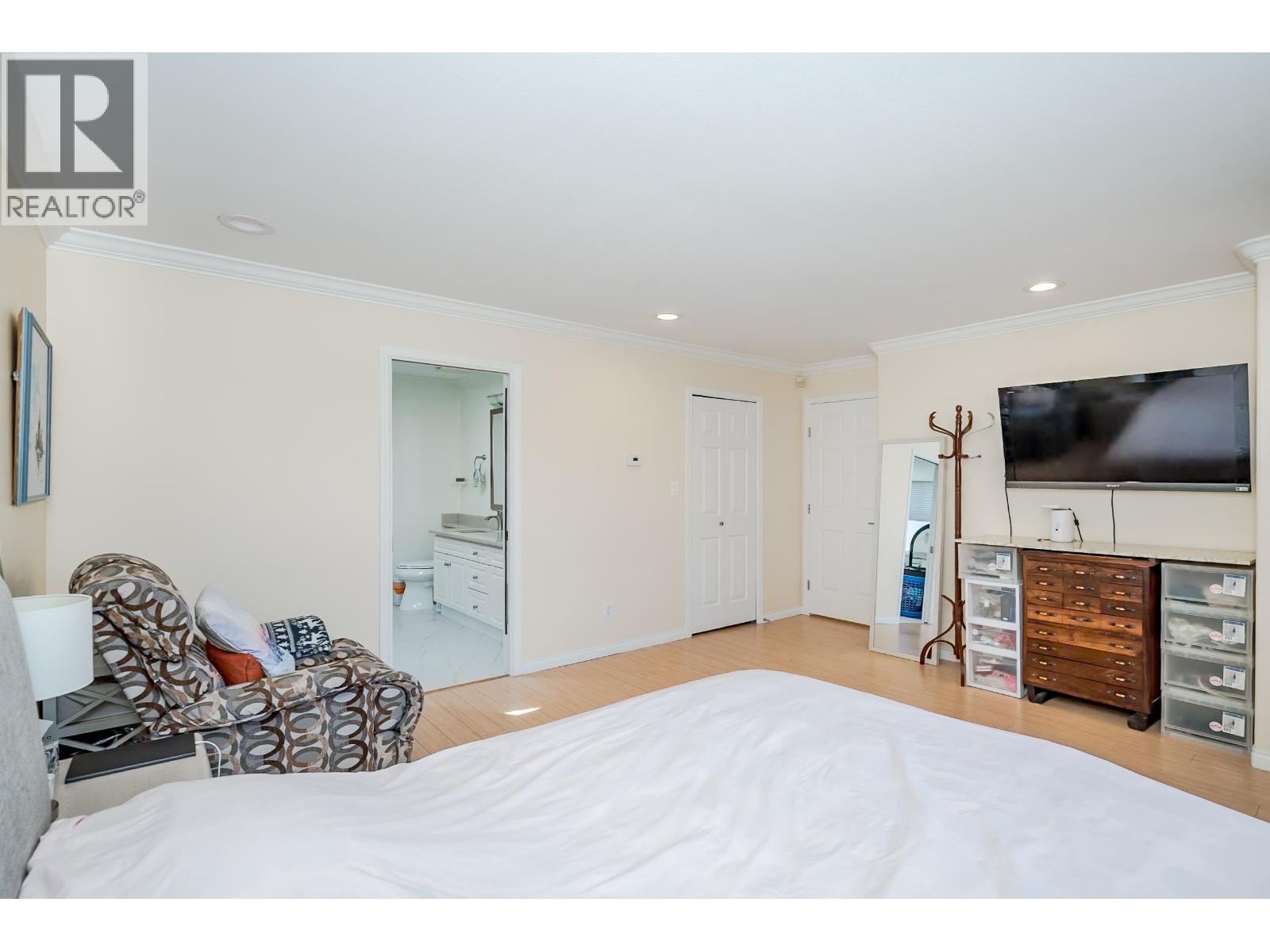 12100 Cameron Drive Property Photo 15