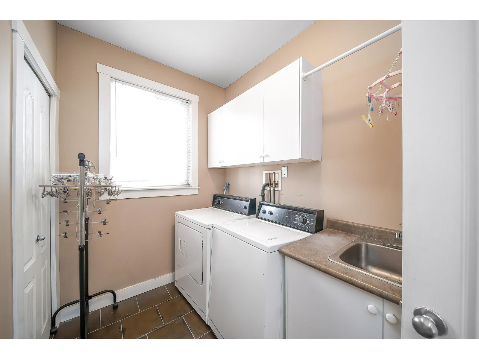 15959 110a Avenue Property Photo 7