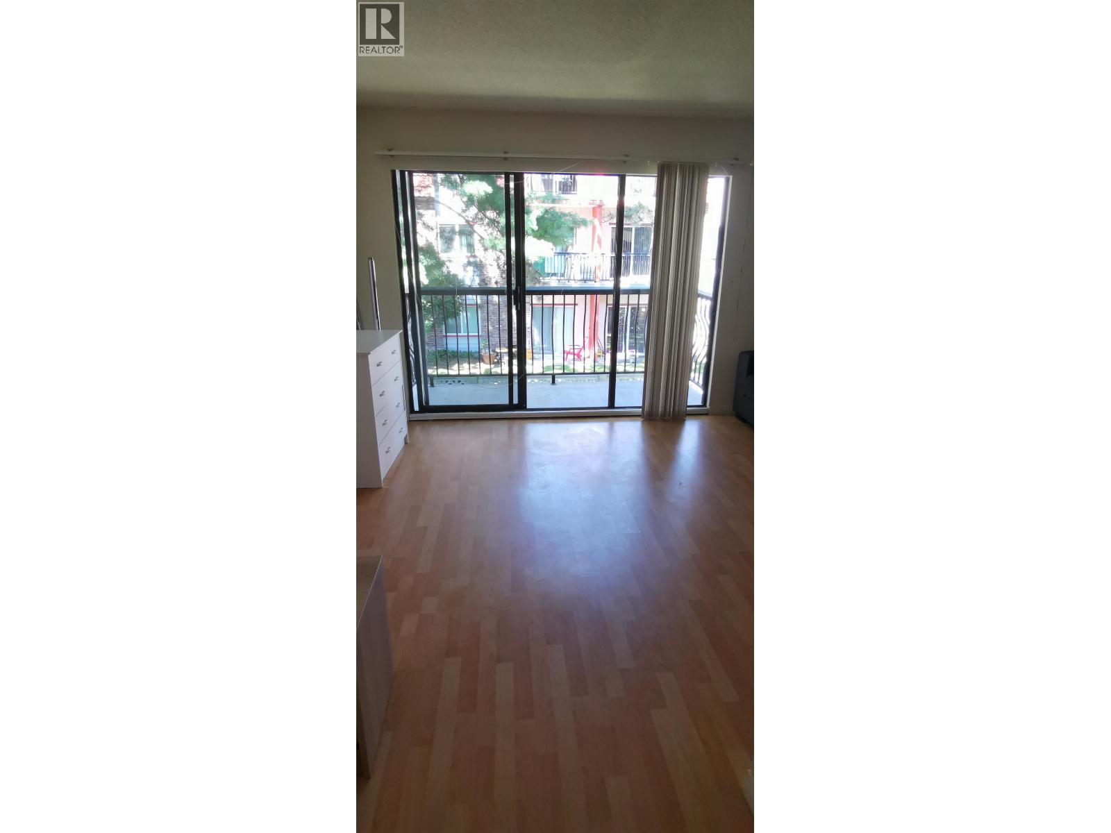 214 8031 Ryan Road Property Photo 4