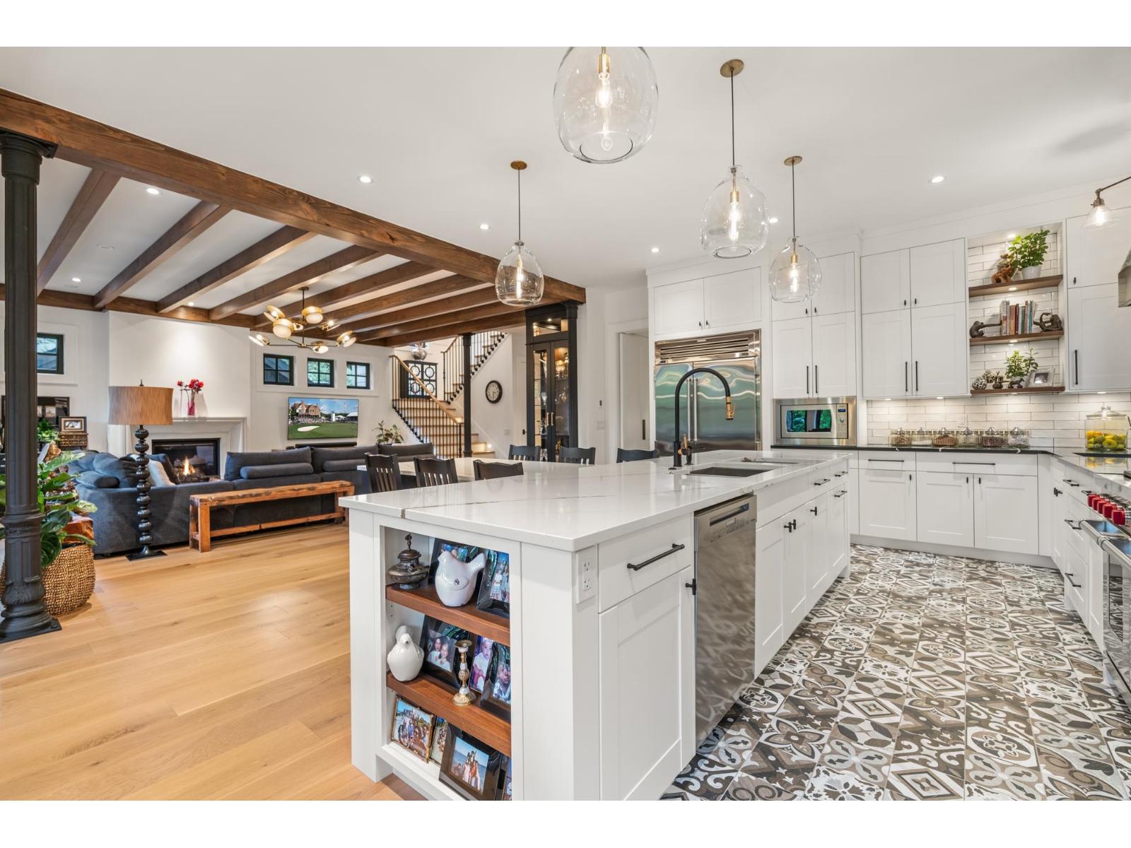 2408 Christopherson Road Property Photo 15