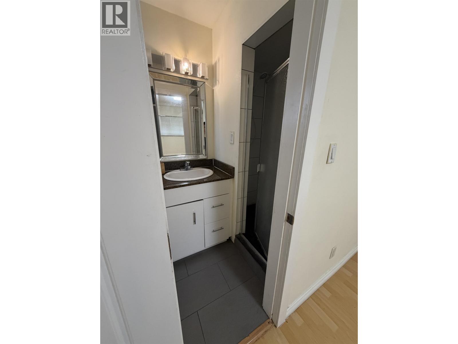 5794 Lanark Street Property Photo 10