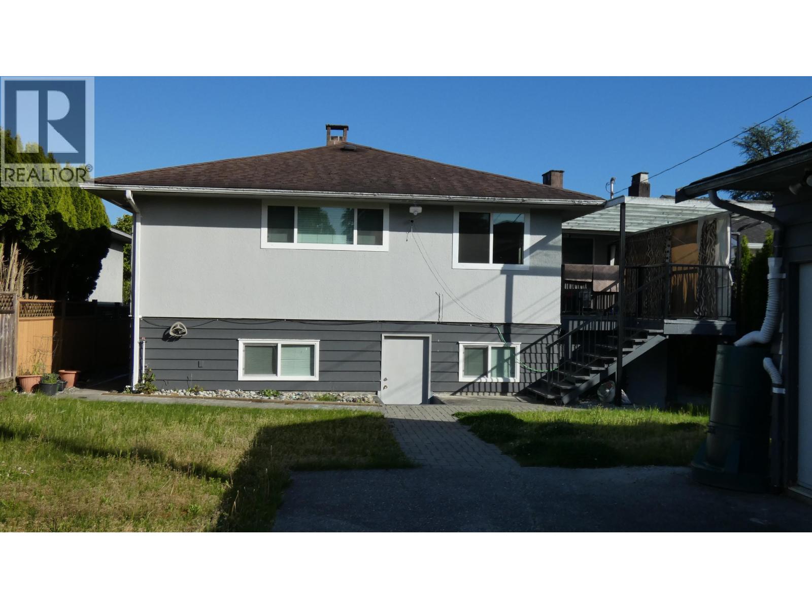 8391 11th Avenue Property Photo 3