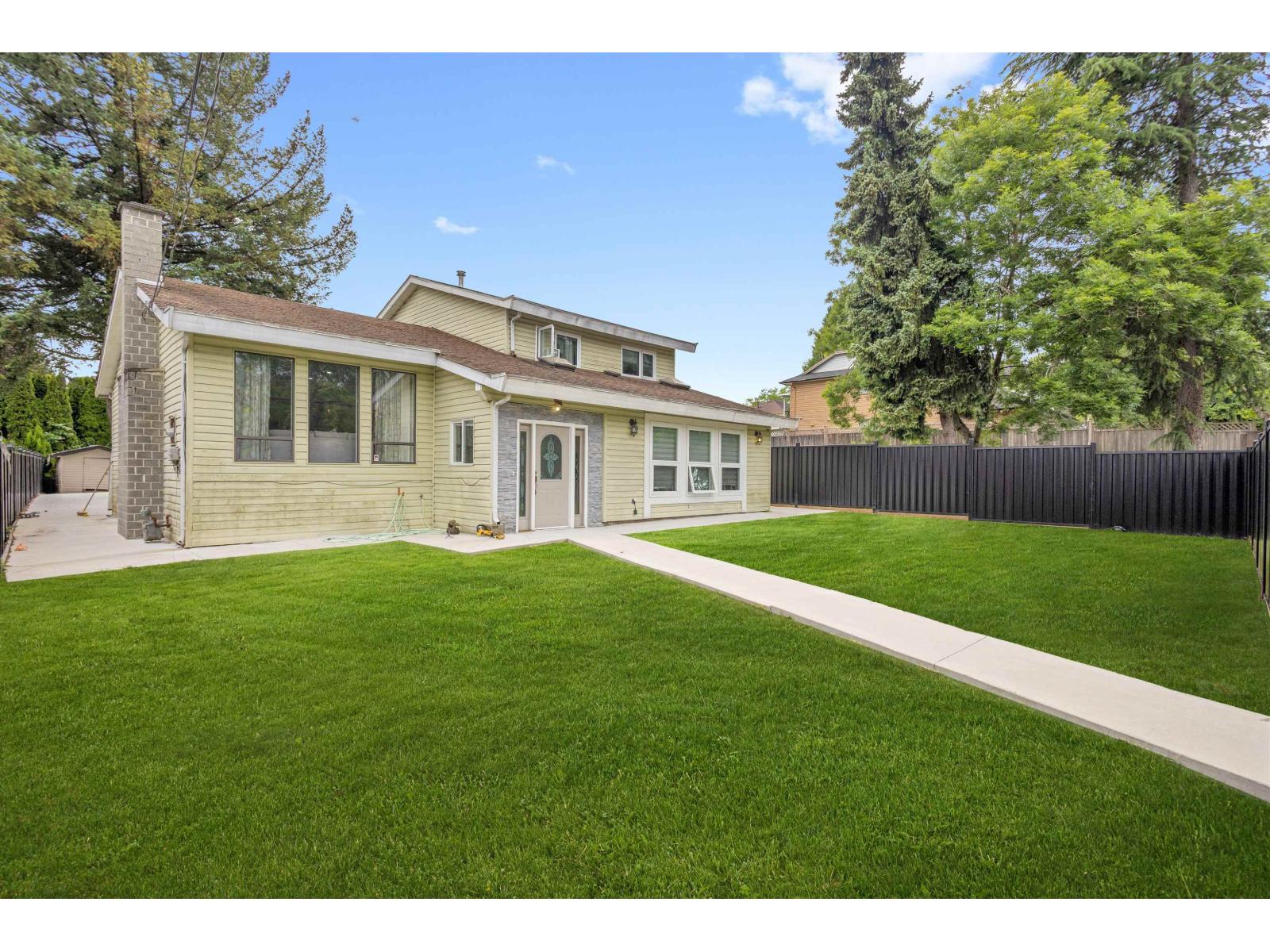16376 96 Avenue Property Photo 31