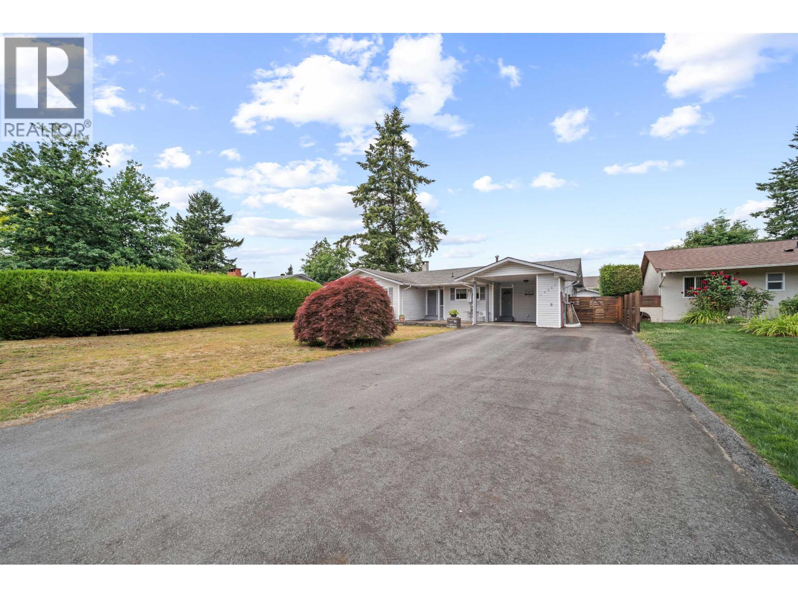 19347 117b Avenue Property Photo 3