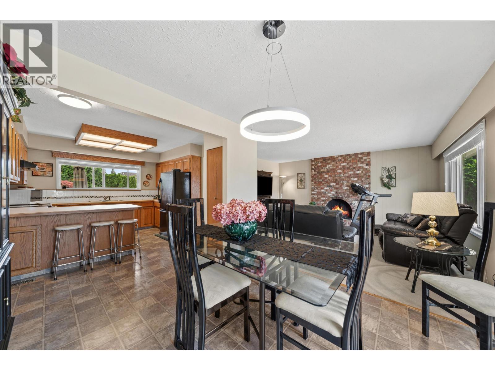 19347 117b Avenue Property Photo 10