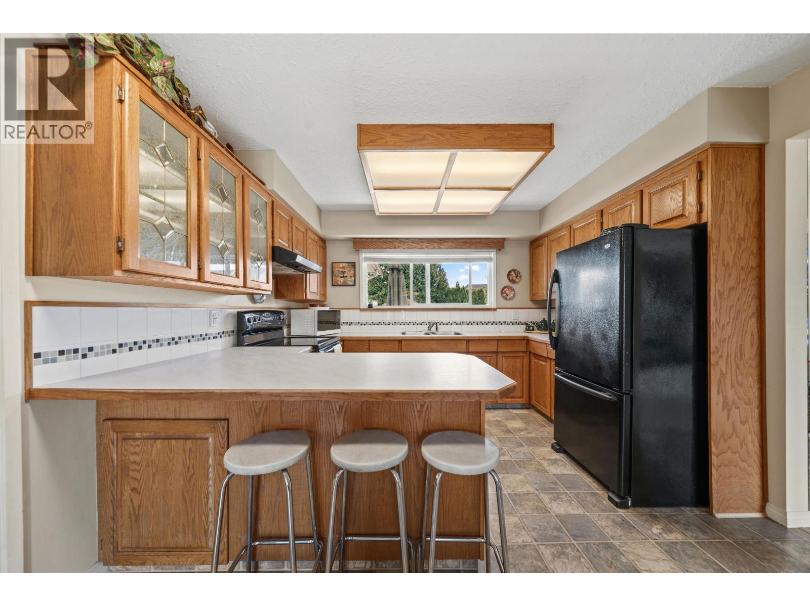 19347 117b Avenue Property Photo 12