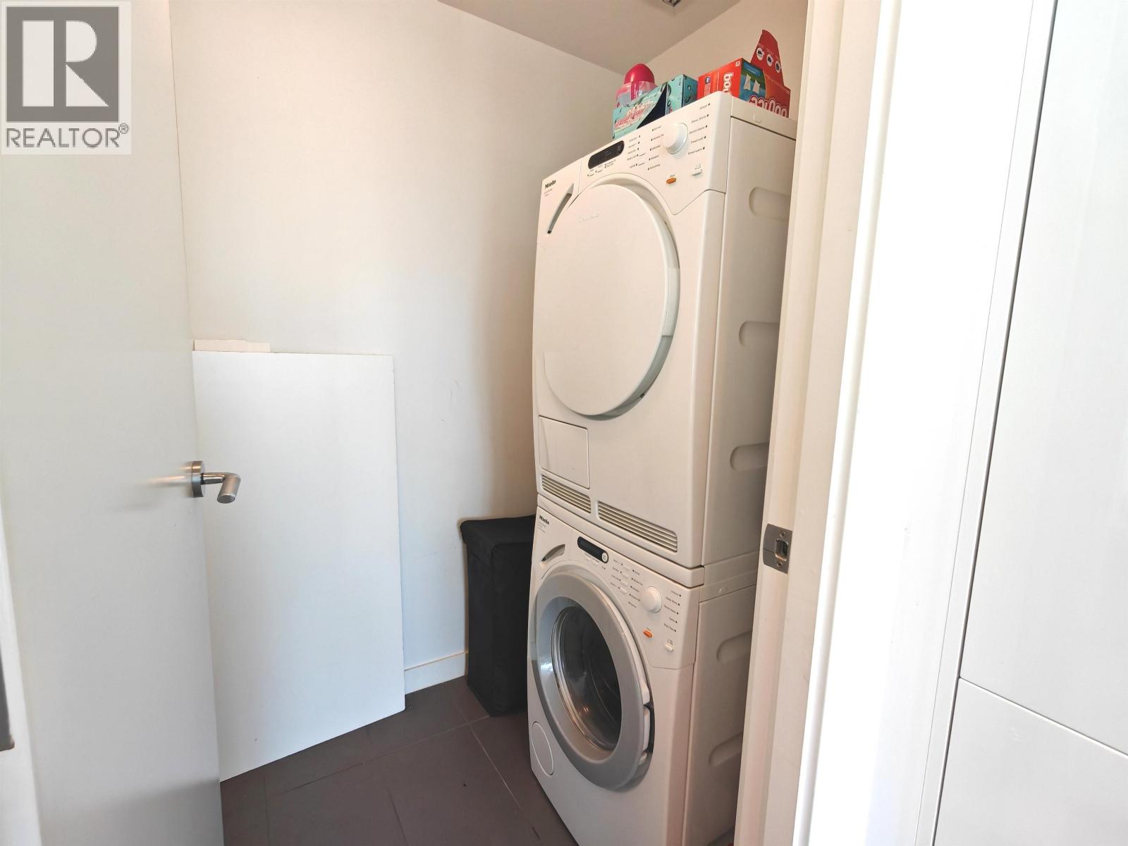 404 5171 Brighouse Way Property Photo 20